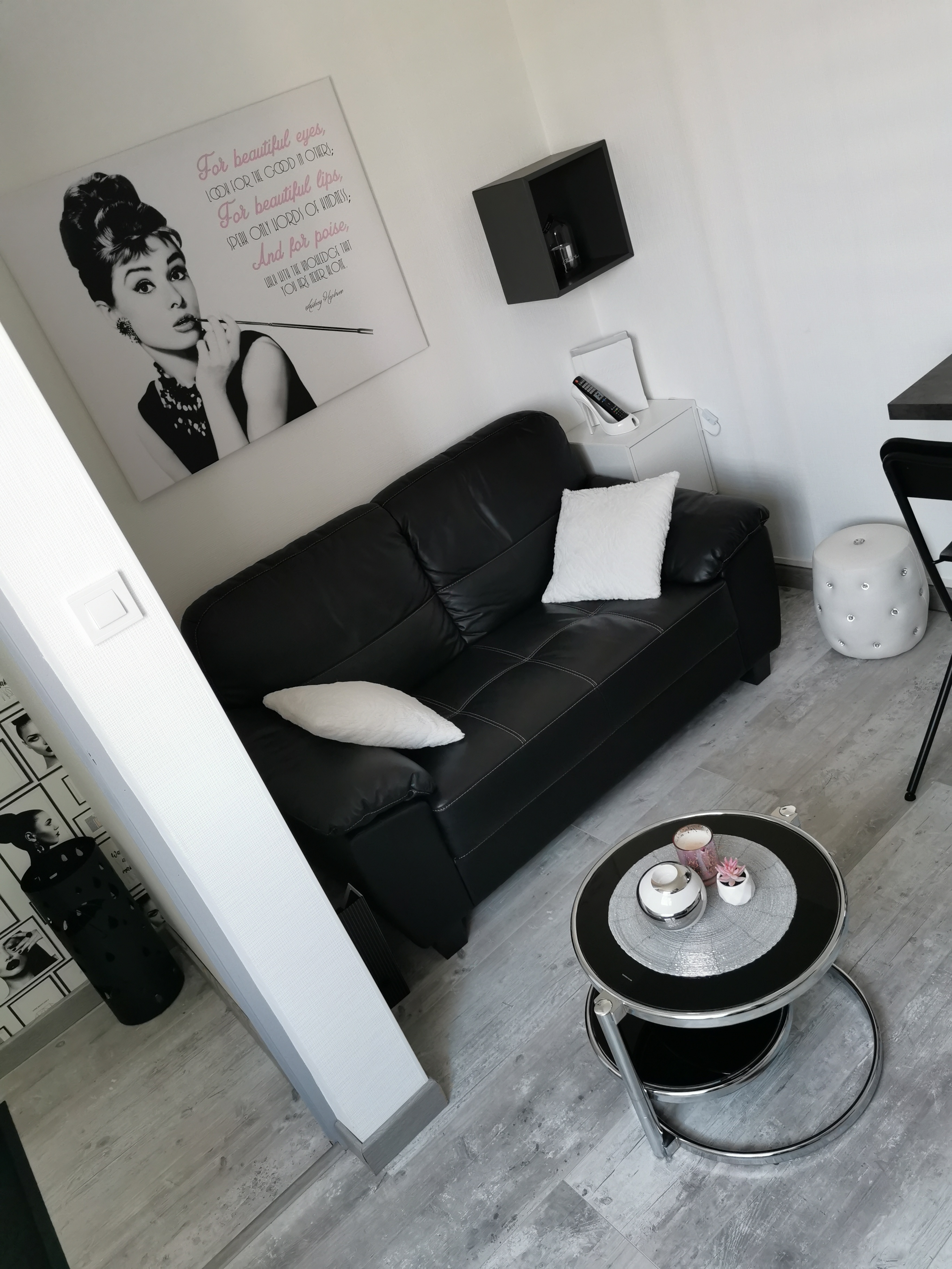 Charming T2 duplex