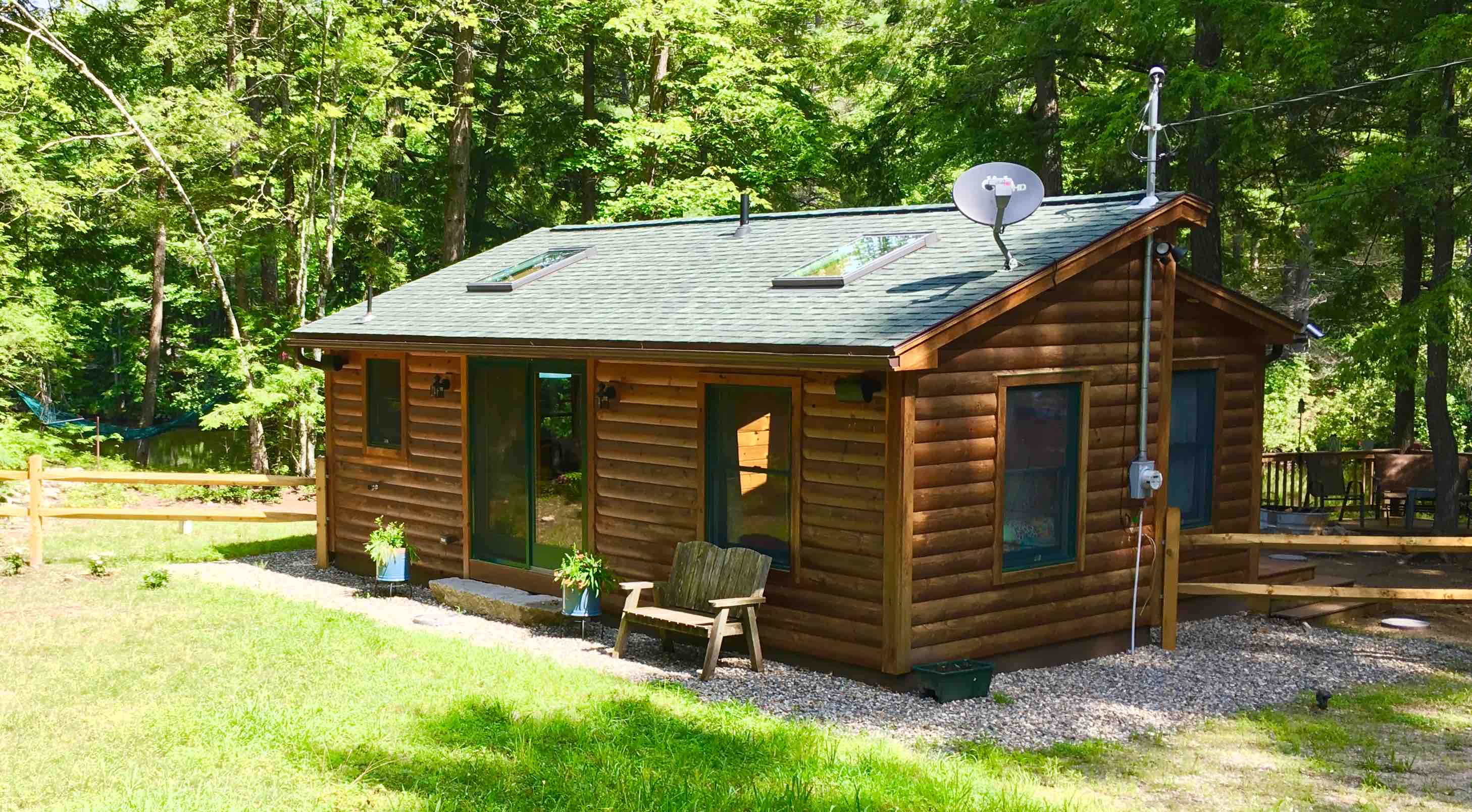 Waterfront Log Cabin near Portland & White Mtns. Cabins for Rent in