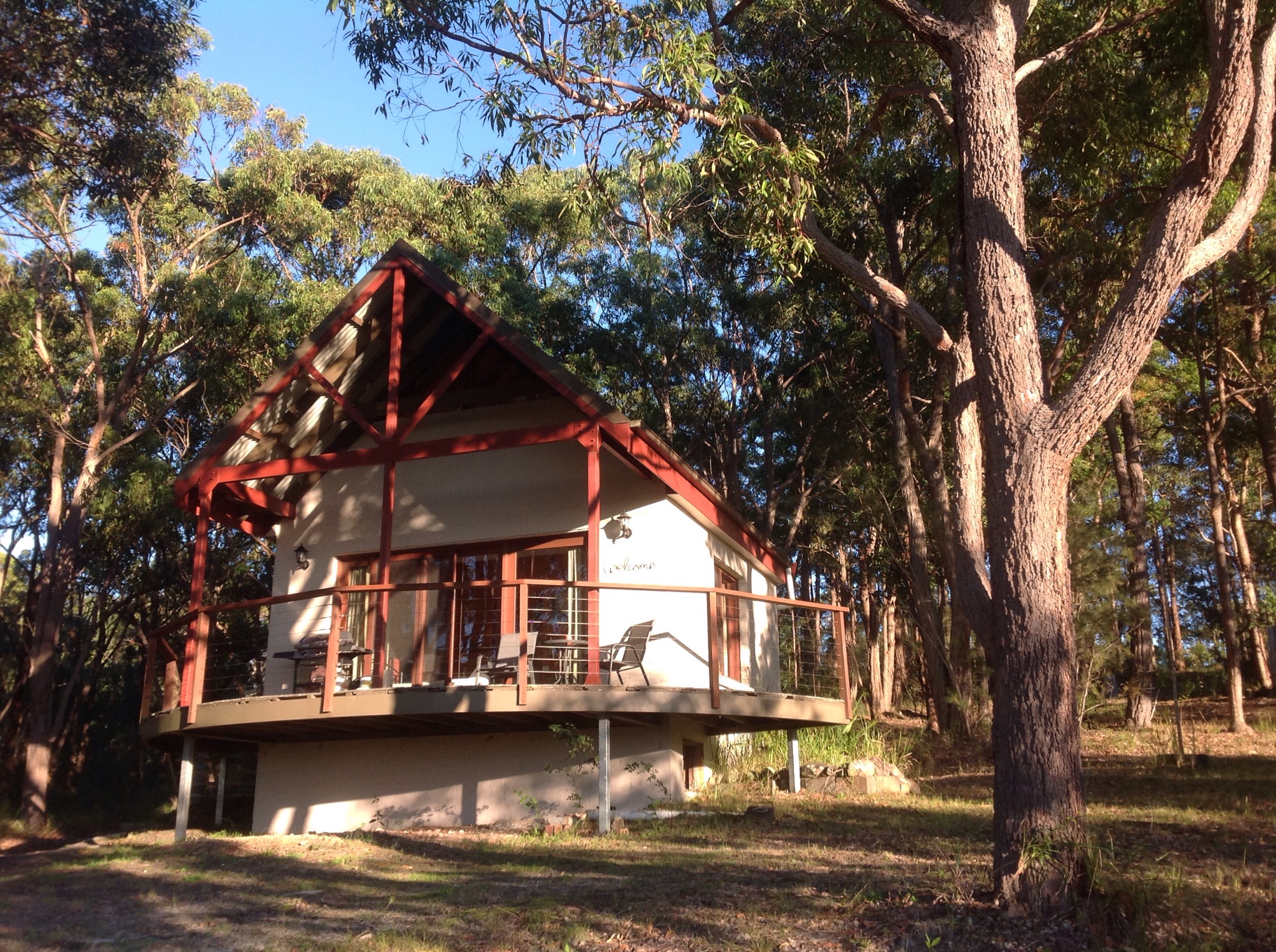 Daybreaks Cabin (2) Private, bush & bay views in Mid-Coast, Mid North Coast