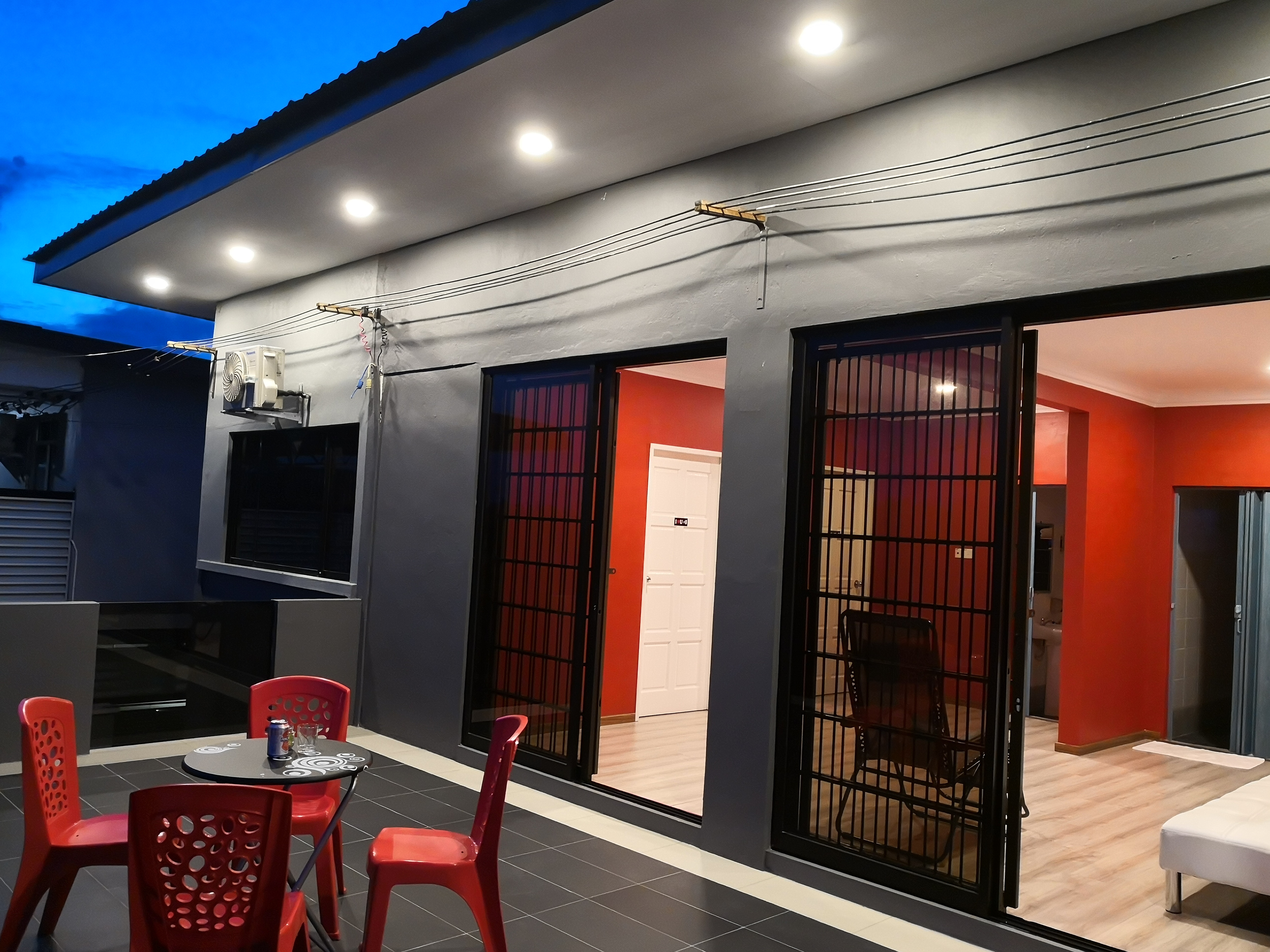 Airbnb爱彼迎 I Love U Bnb 爱乐游民宿1个3人间 1 个2人间 免费接送码头早餐步行5分钟