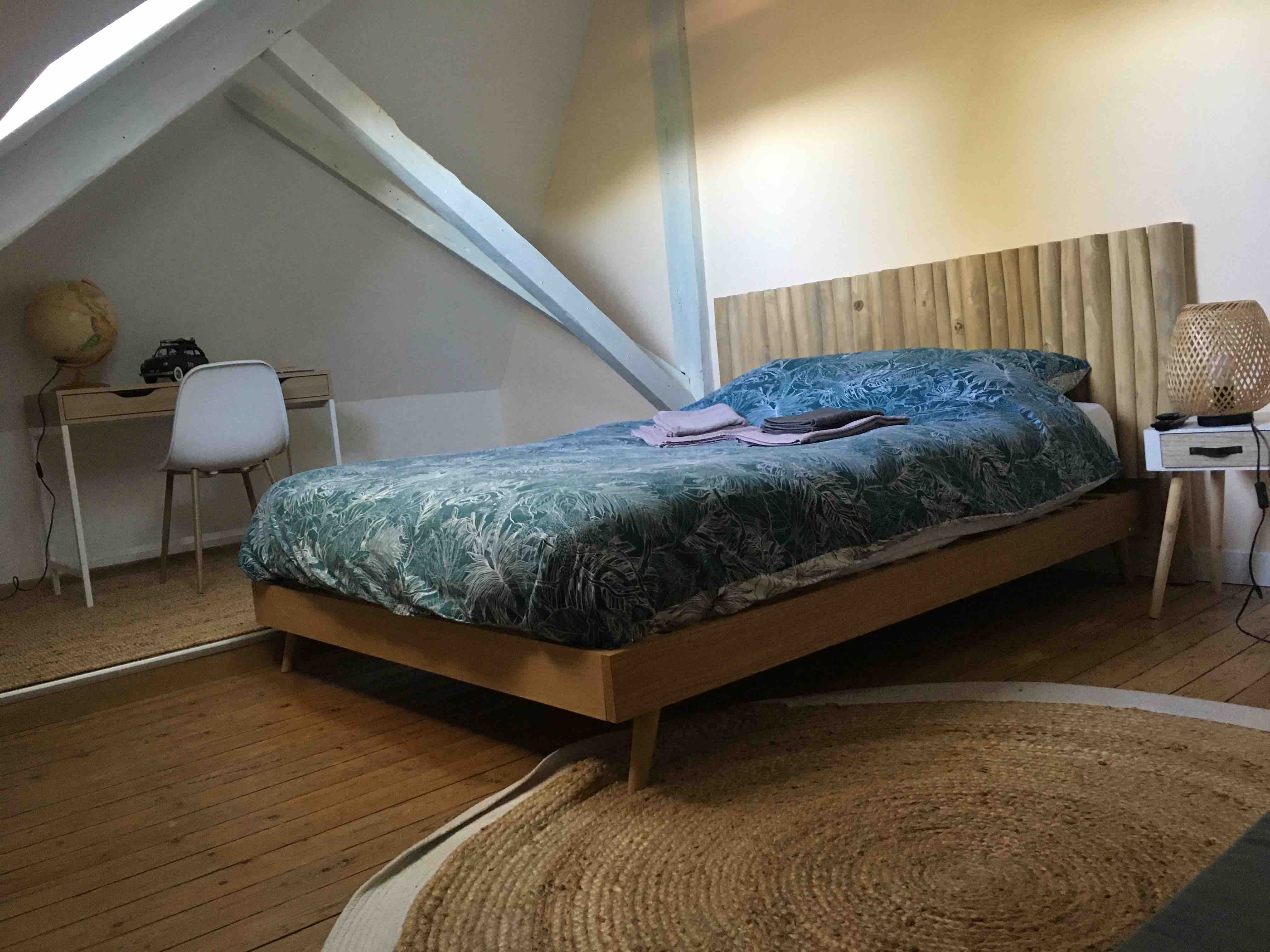 Apartment 4-5 pers near charming sea