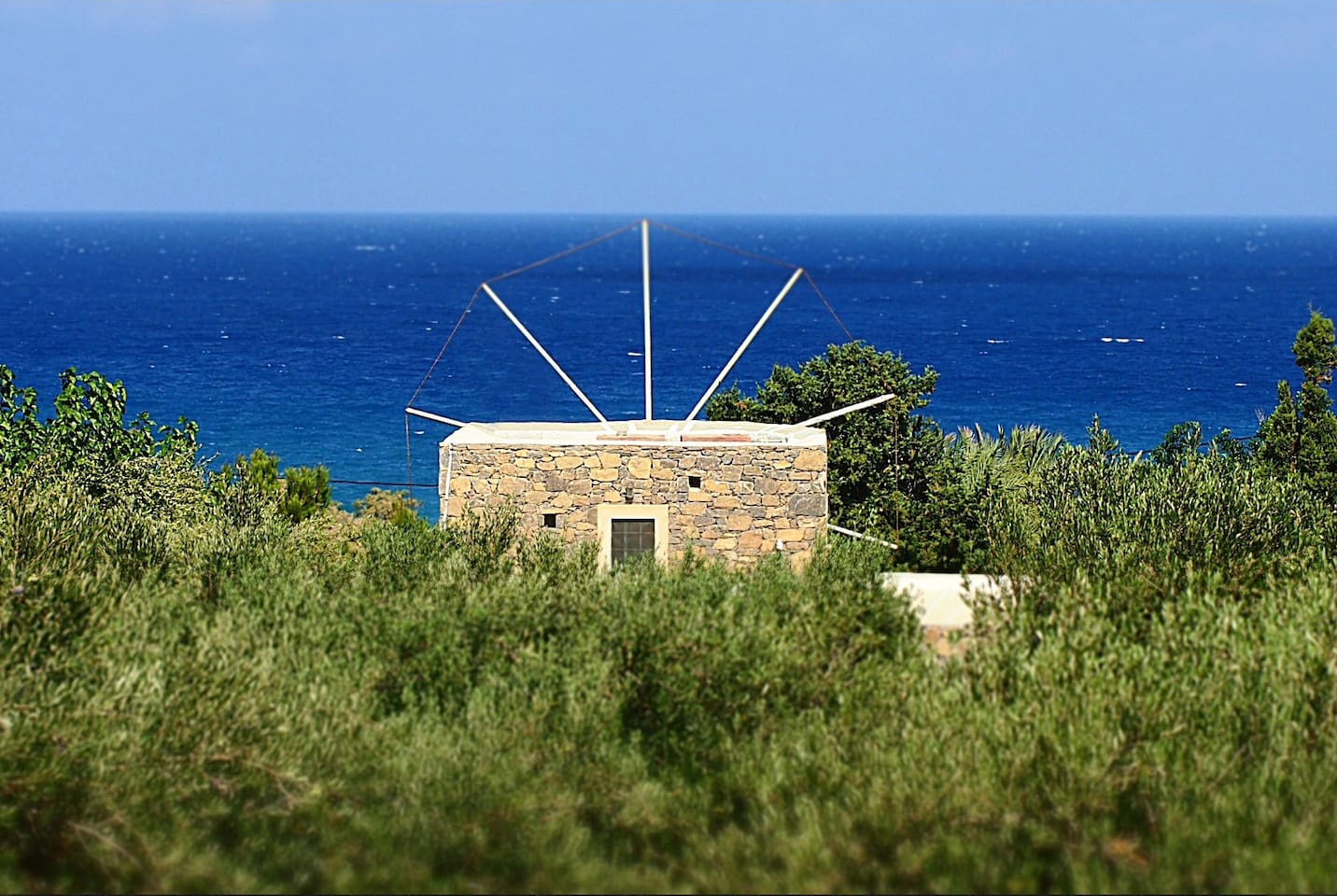 [UNIQUE] Authentic Cretan Stone Windmill - AC - WIFI - SAT TV
