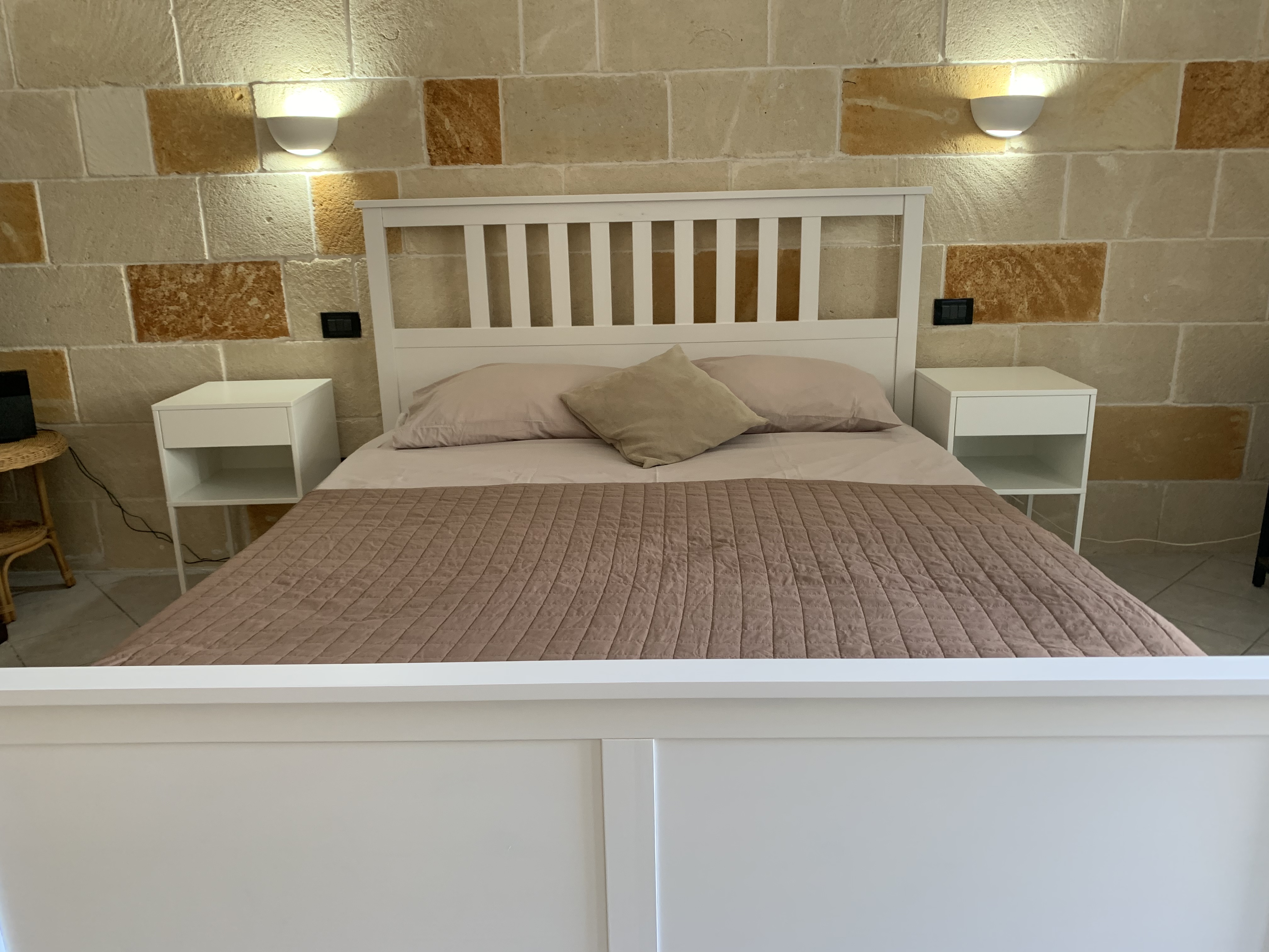 Otranto holiday home two min walk to beach front