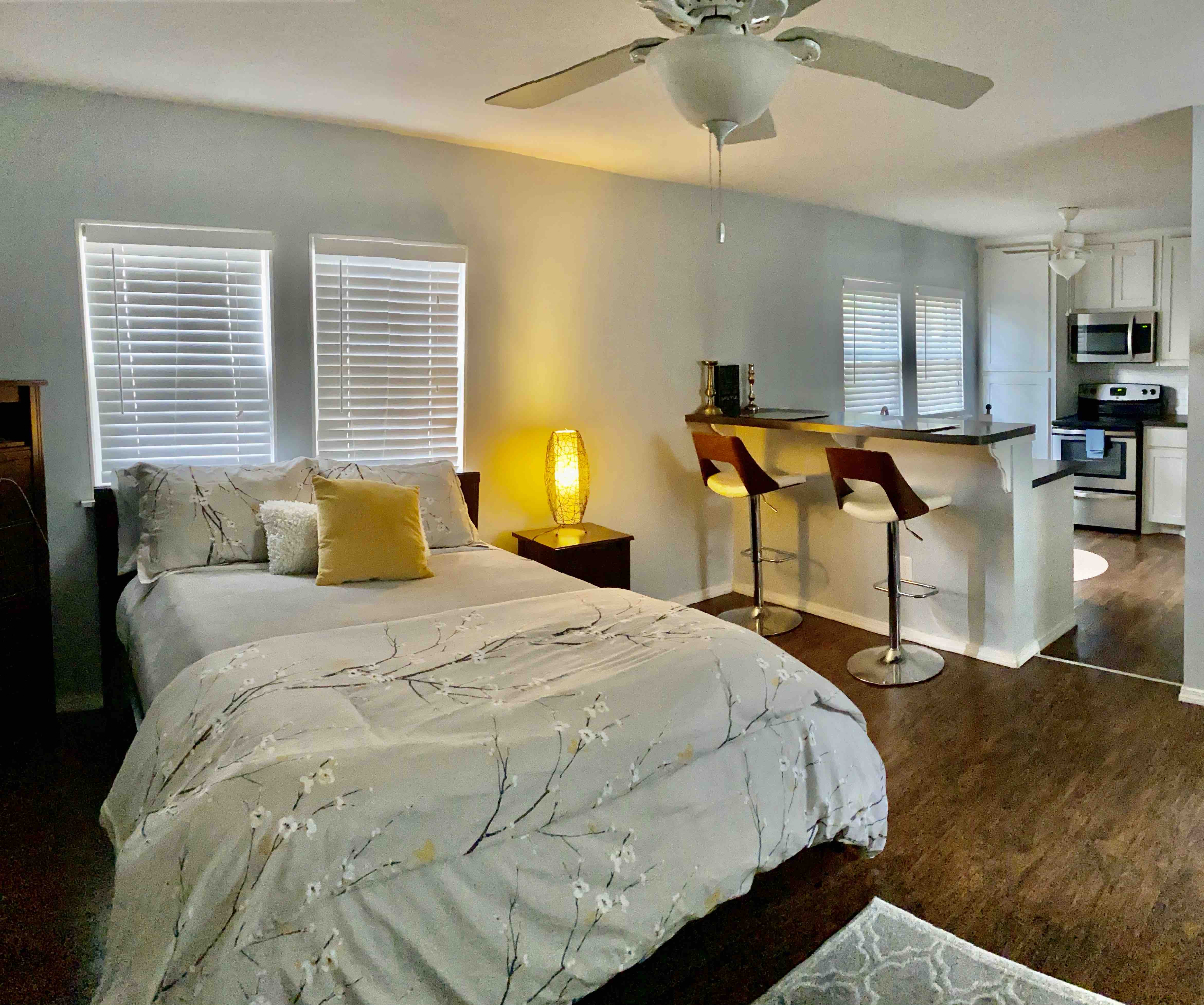 Private casita 30 min to the World Cup! in District 9, Fort Worth