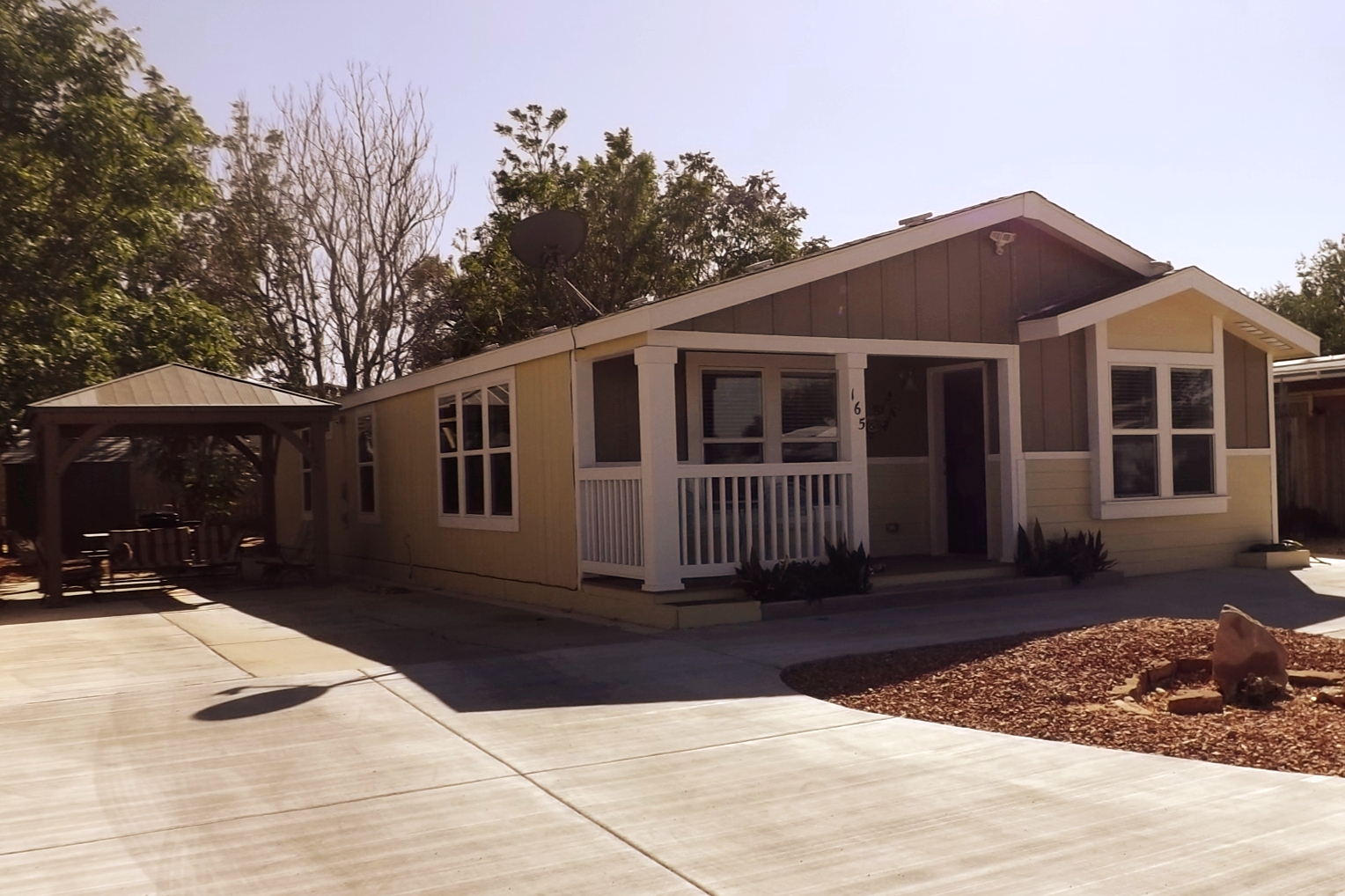 Gecko Home- Clean 3BR -Sleeps 6- By TNT