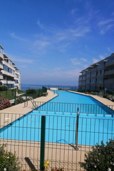 Beach access apartment