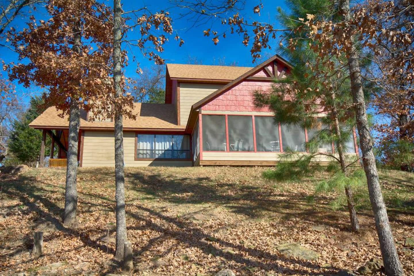 Wind Ridge Cabin at Lake Tenkiller Sleeps 16 Houses for Rent in