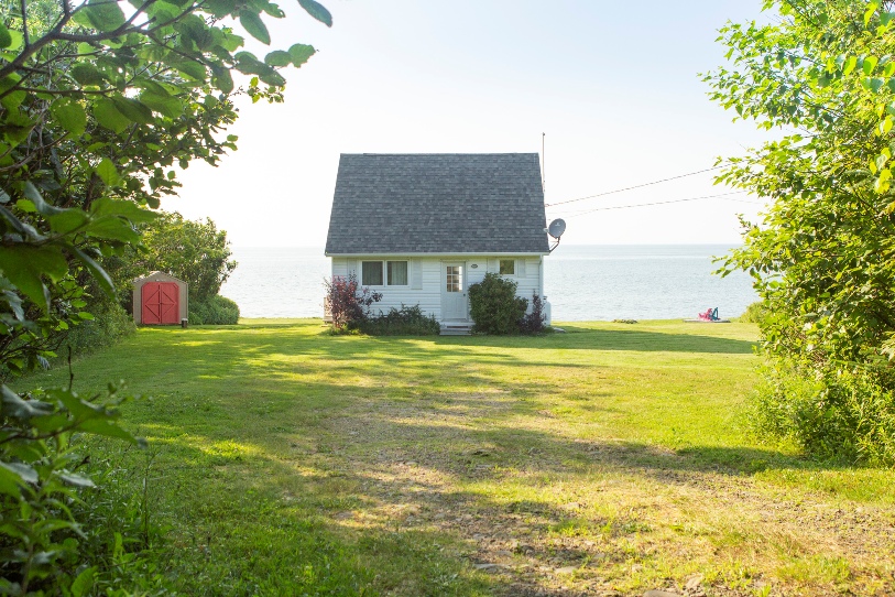 Fundy Sunset Cottage, Oceanfront Tranquility Cottages for Rent in