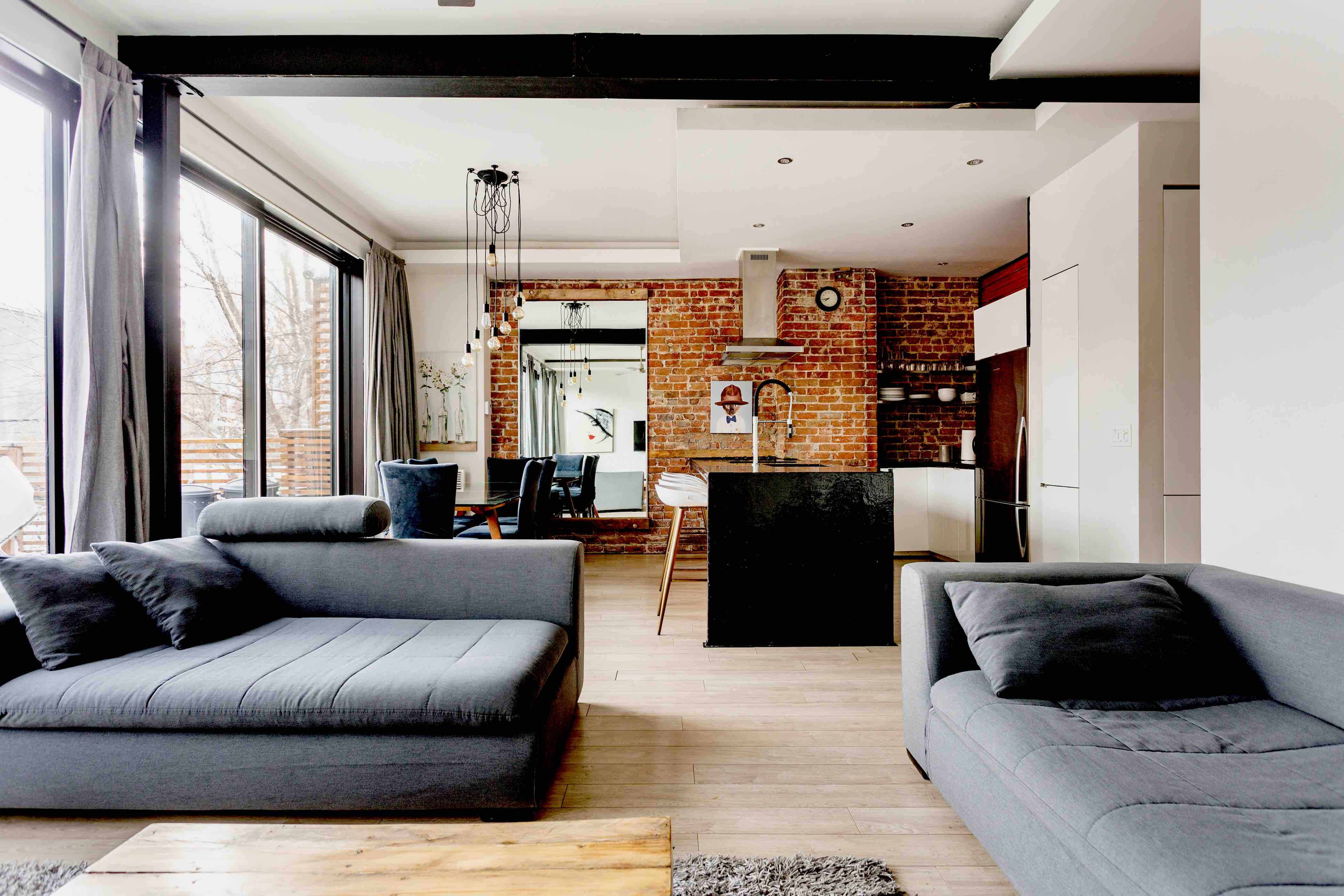Very Large & Luminous: 3 bdrms / 2 baths