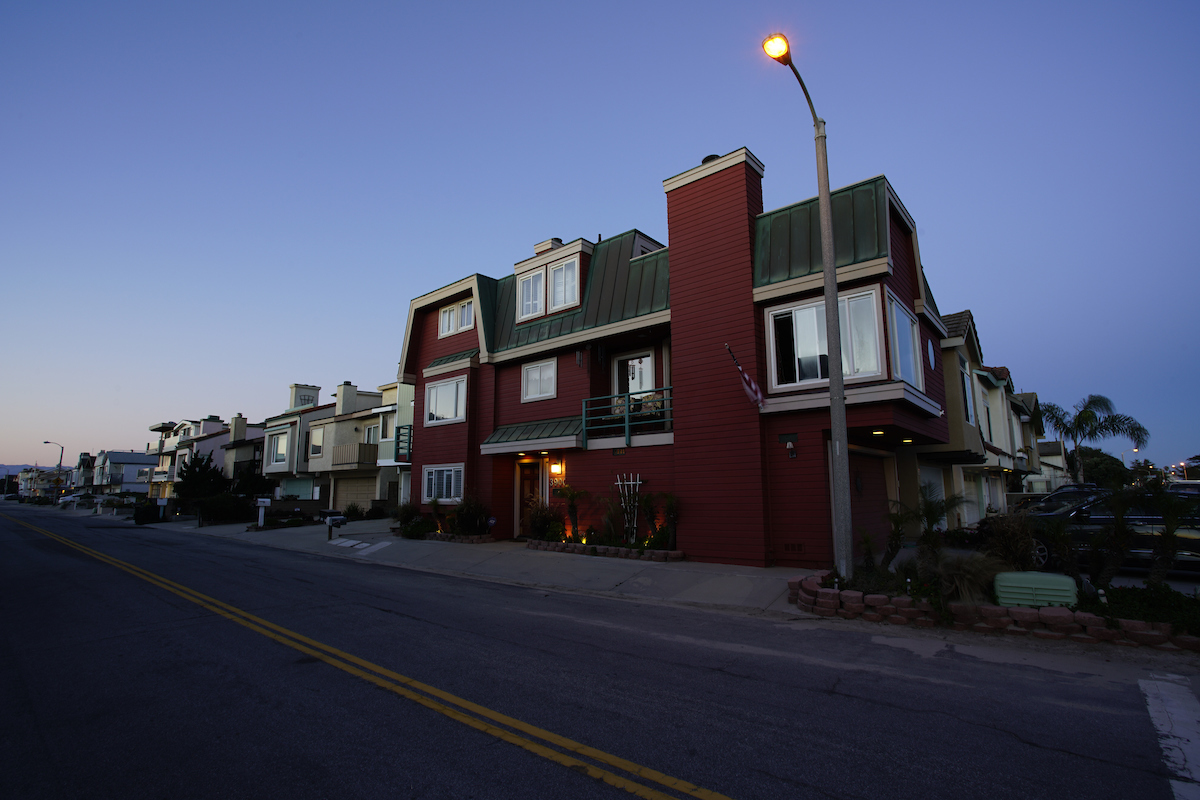 Hollywood Beach House Houses for Rent in Oxnard, California, United States