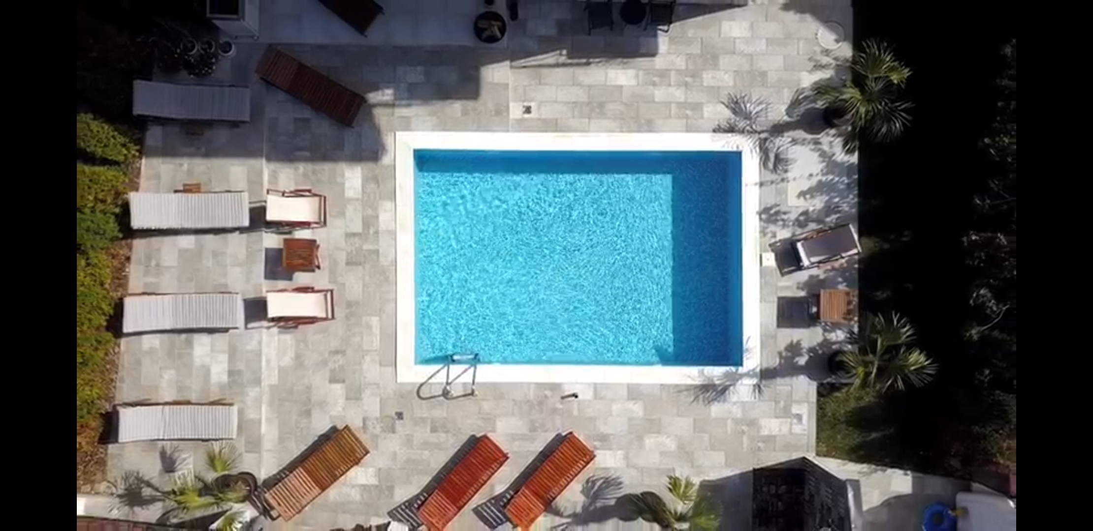 VILLA SUBURBIA, BELGRADE close to CENTER/POOL/NEW Houses for Rent in