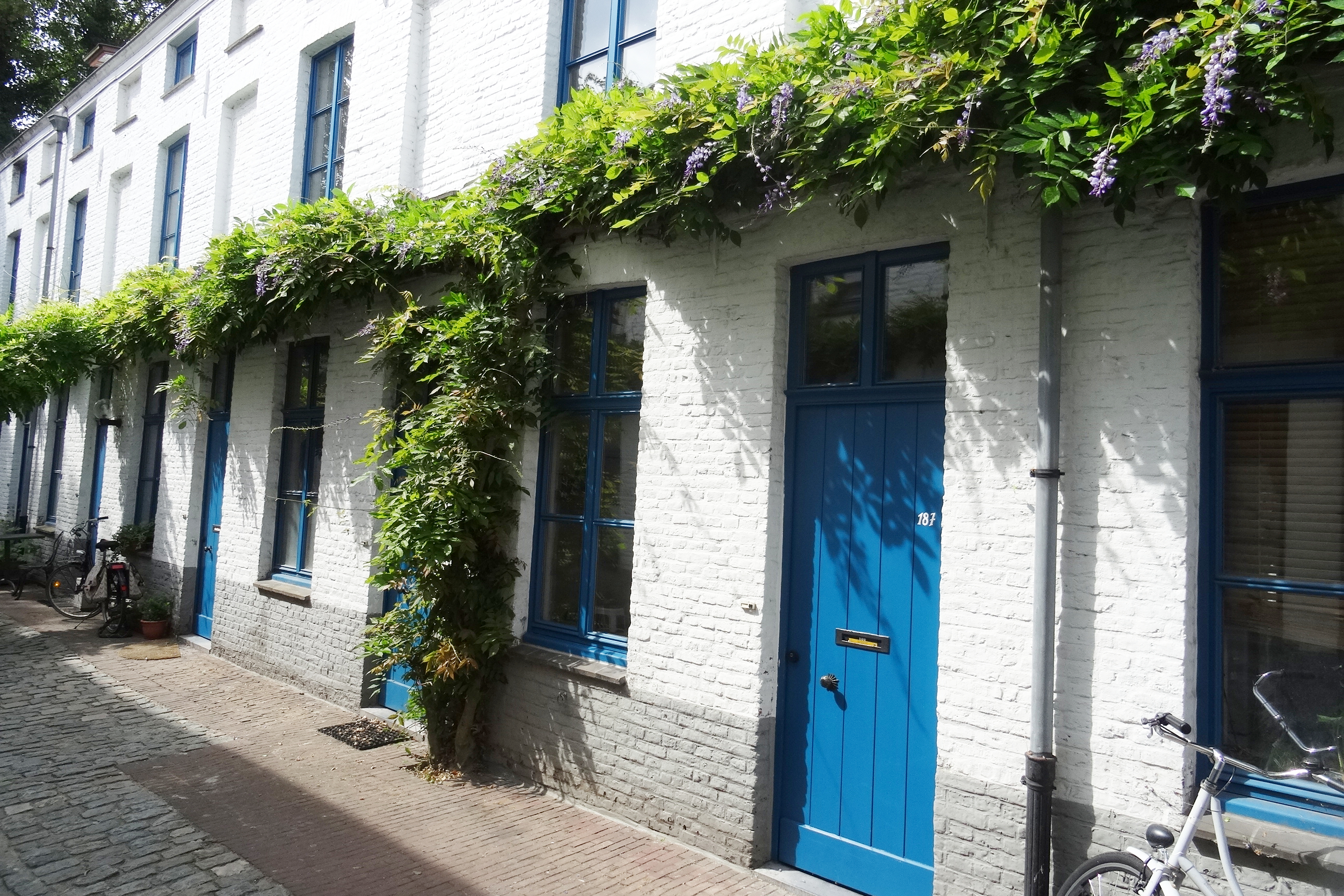 Cute house with little private garden & 2 bicycles in Watersportbaan - Ekkergem, Ghent