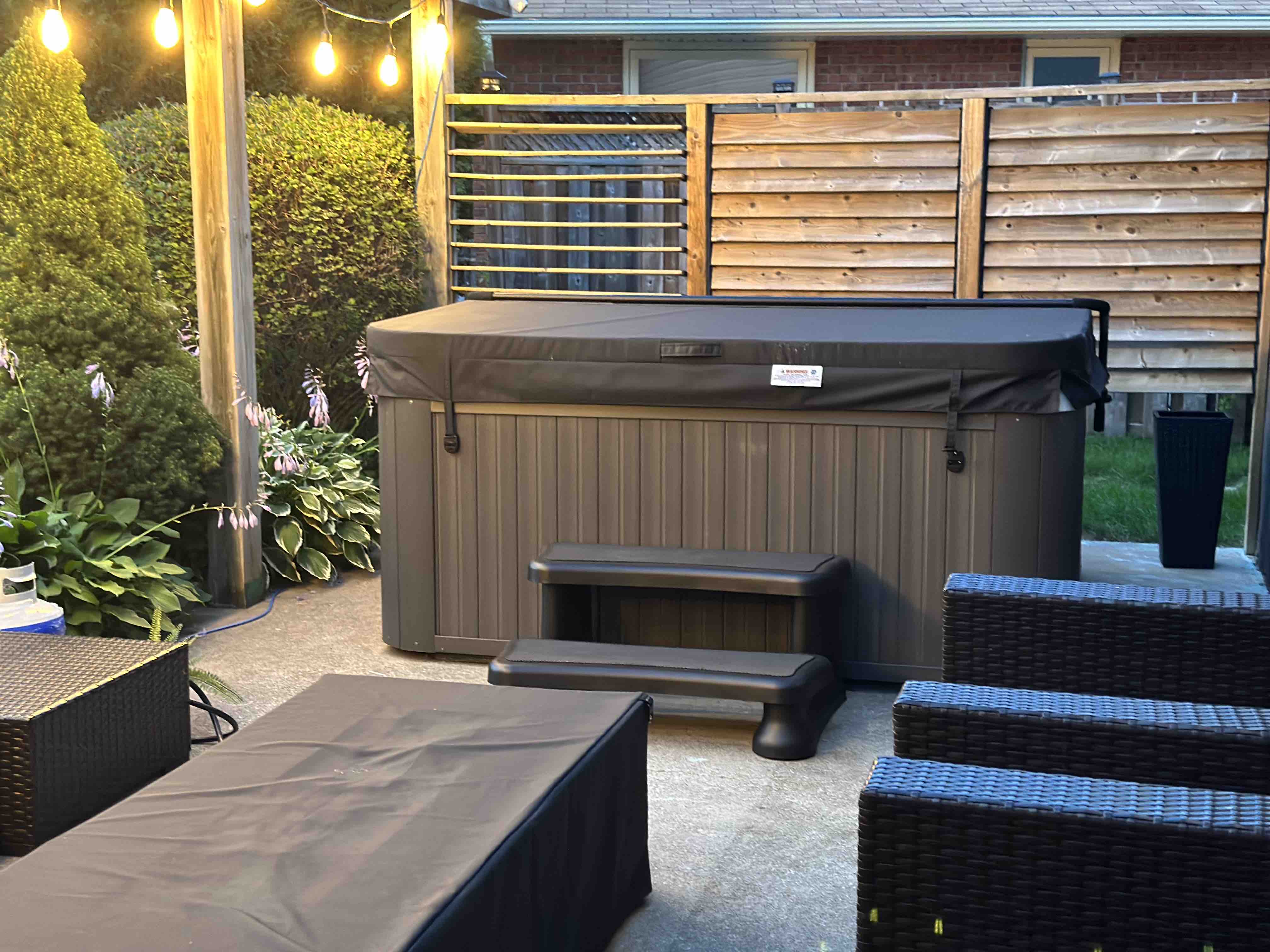 Private studio + HOT TUB