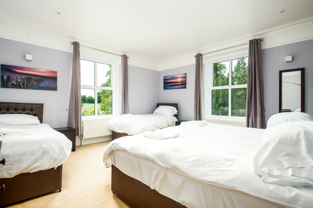 The Grange, nr Bath, hottub games rm, home cinema Houses for Rent in