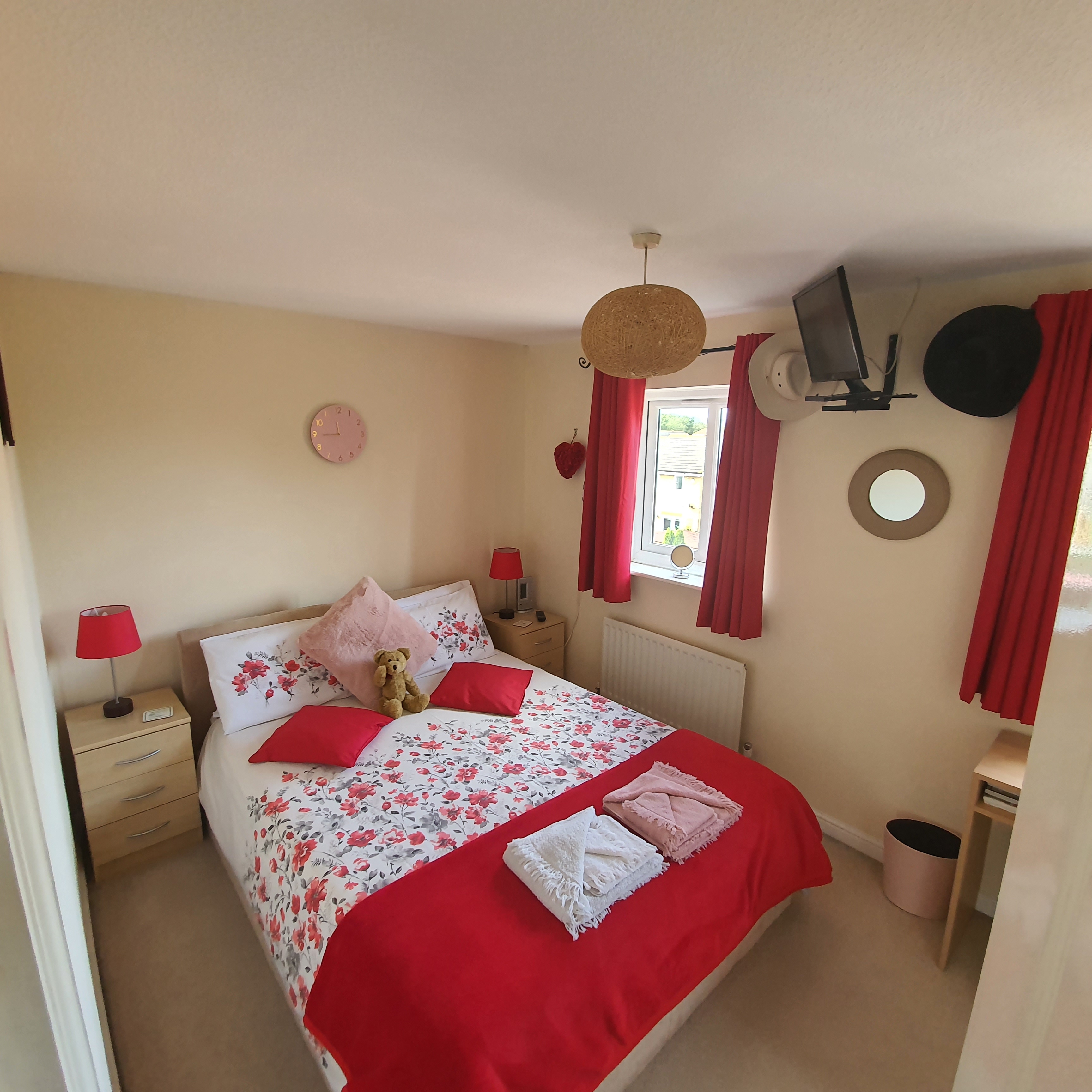 A Modern Double Room in Greenwich.
