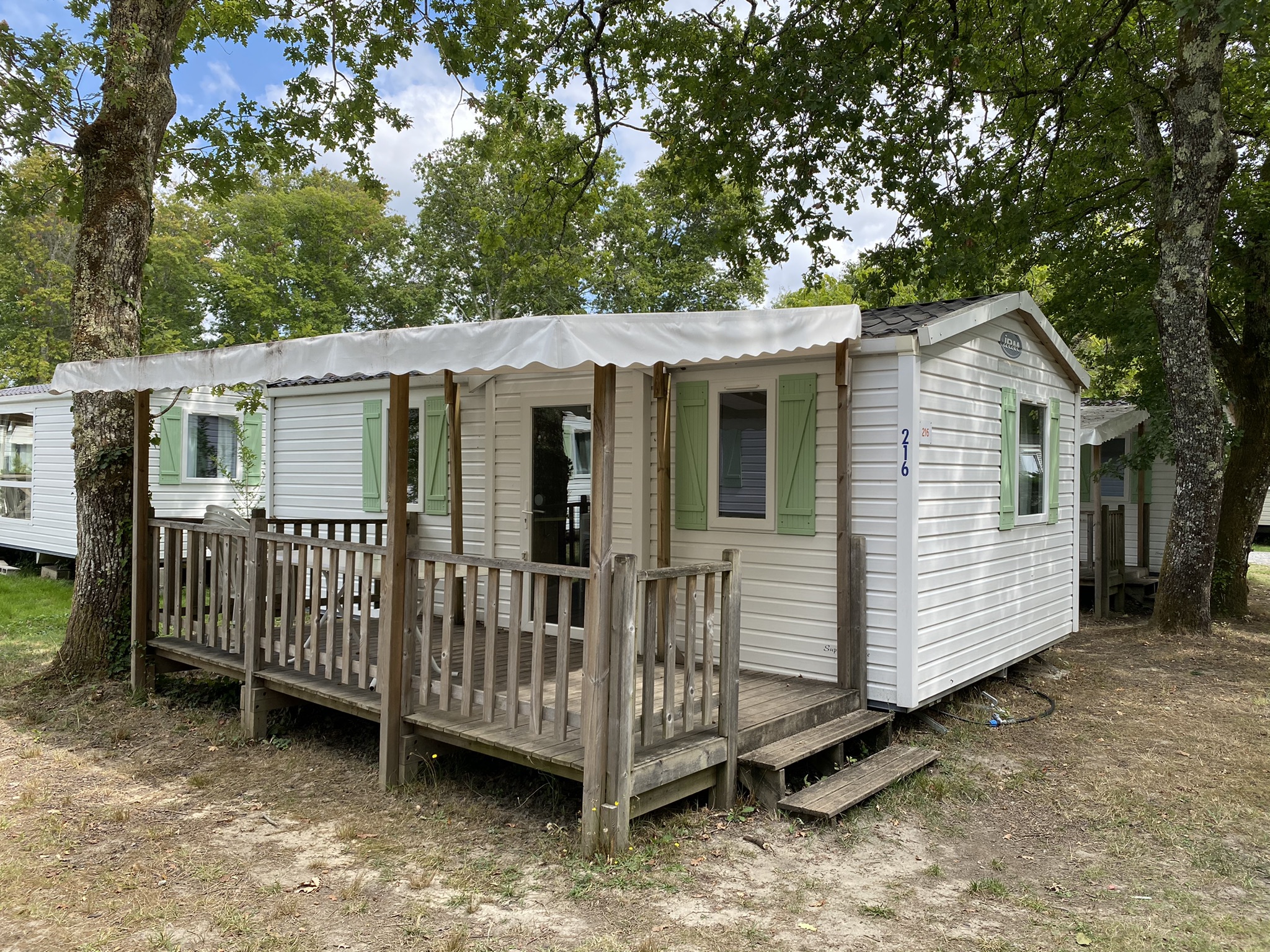 Air-conditioned mobile home in the Landes