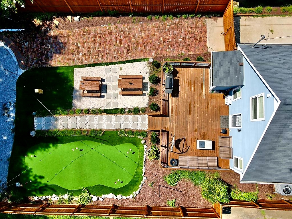 Oak City Lights Houses for Rent in Raleigh, North Carolina, United