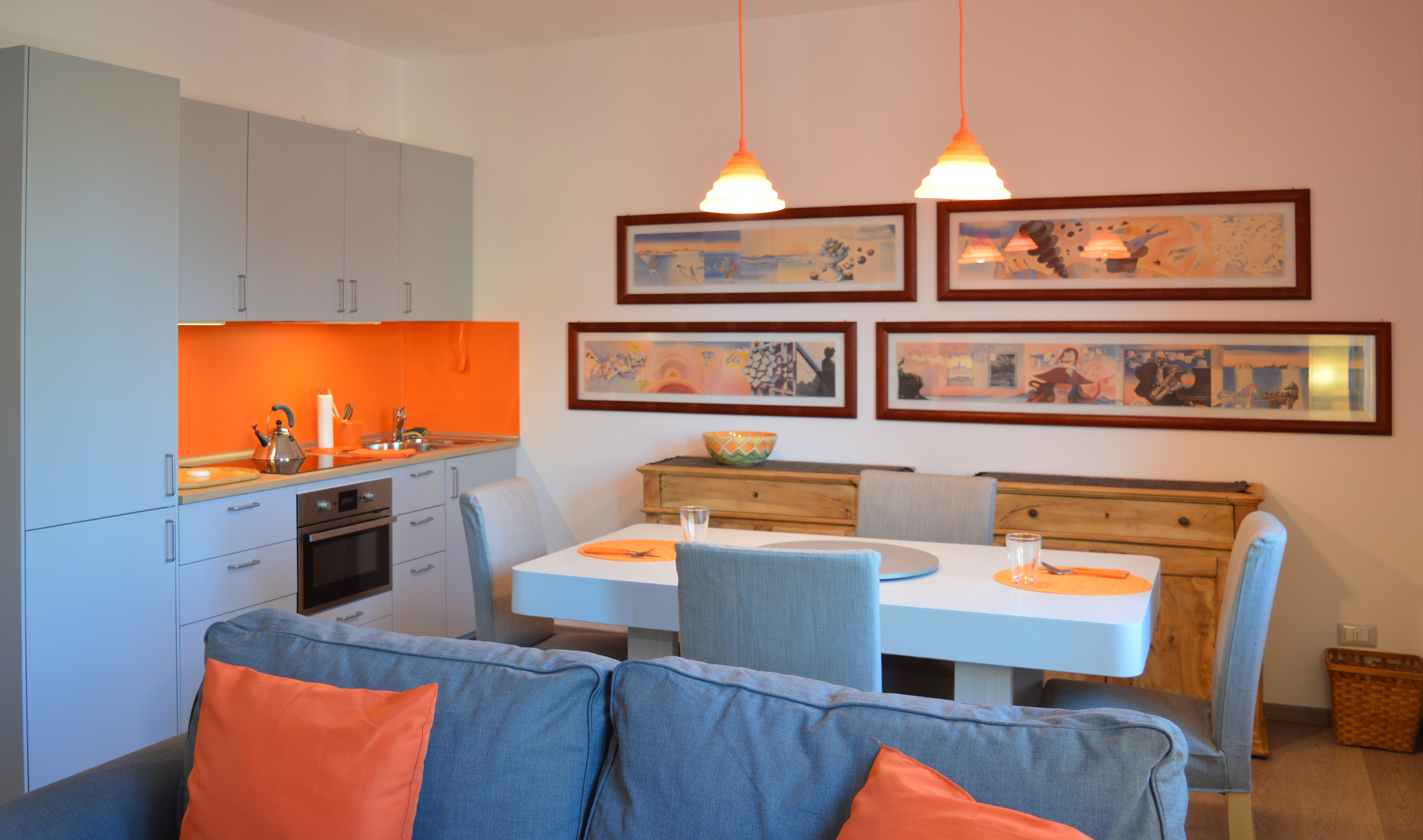 THE ORANGE APARTMENT: 2 MIN FROM THE LAKE GARDA