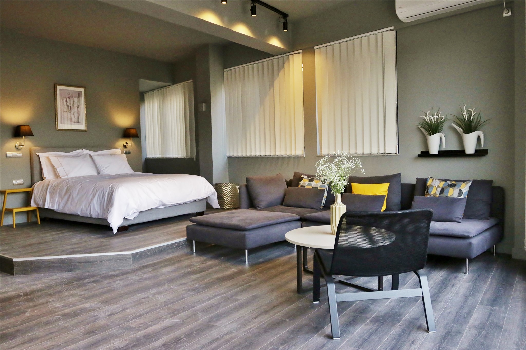 Elegant & Boutique Loft@Acropolis