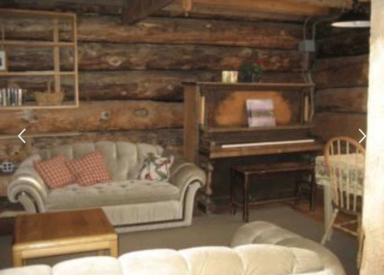 Kilcher Family Homestead “Barn” as seen on TV! Cabins for Rent in