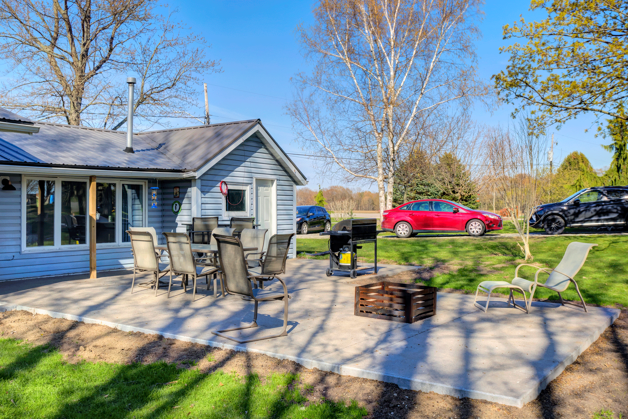 The Port Burwell Bungalow (1.3km to beach) Houses for Rent in Port