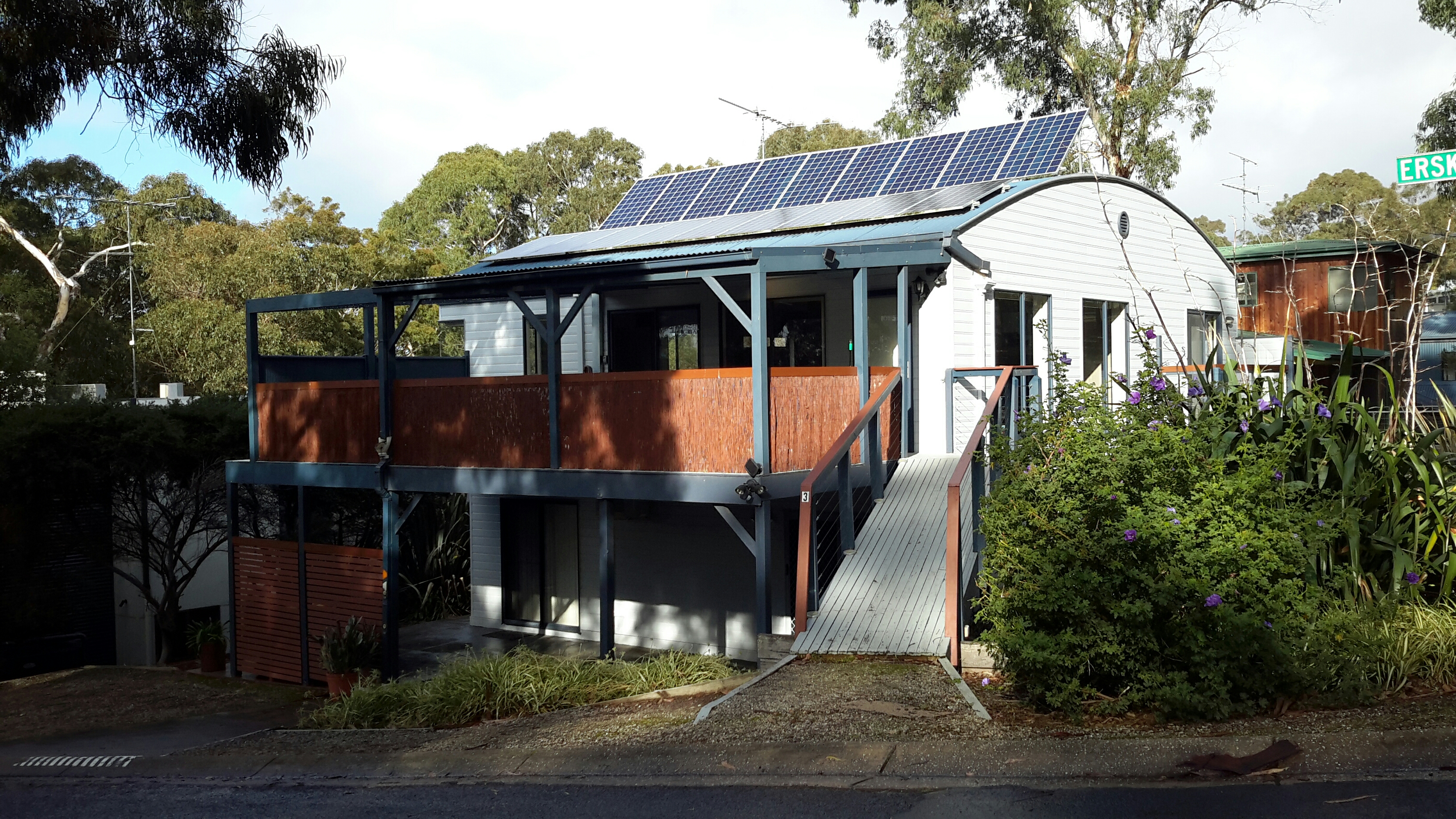 Lorne Holiday House, has Foxtel with Sport. in Surf Coast, Barwon South West Vic