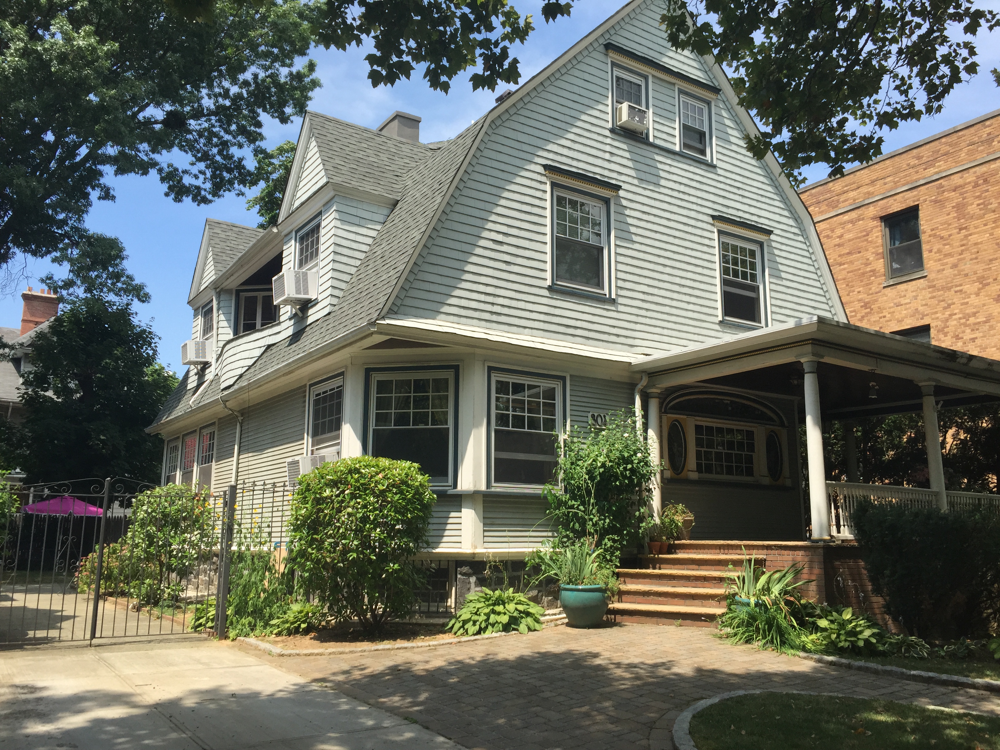 Room 1, Victorian Home to Enjoy