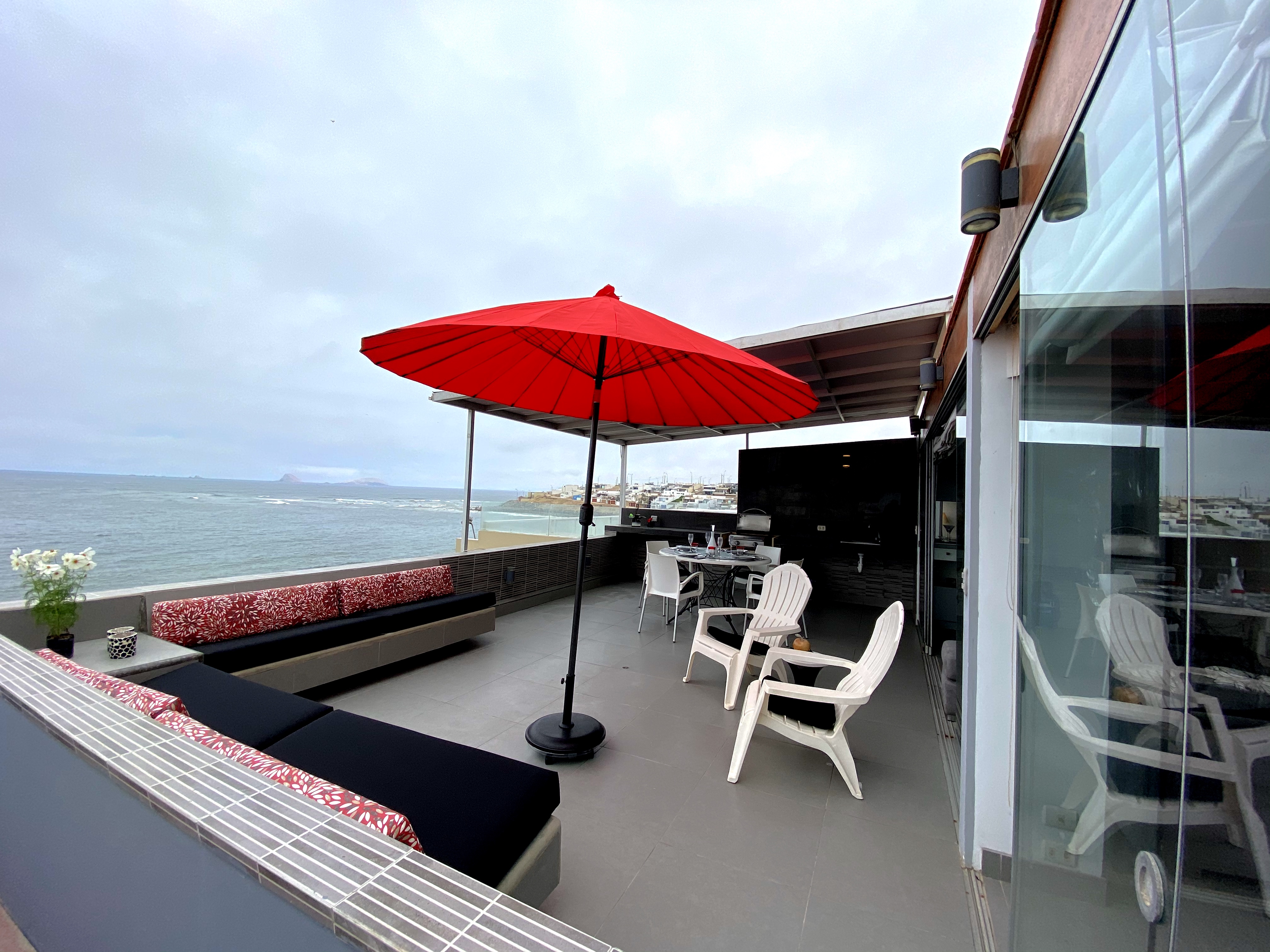 Playa Caballeros Lindo Apartment facing the sea