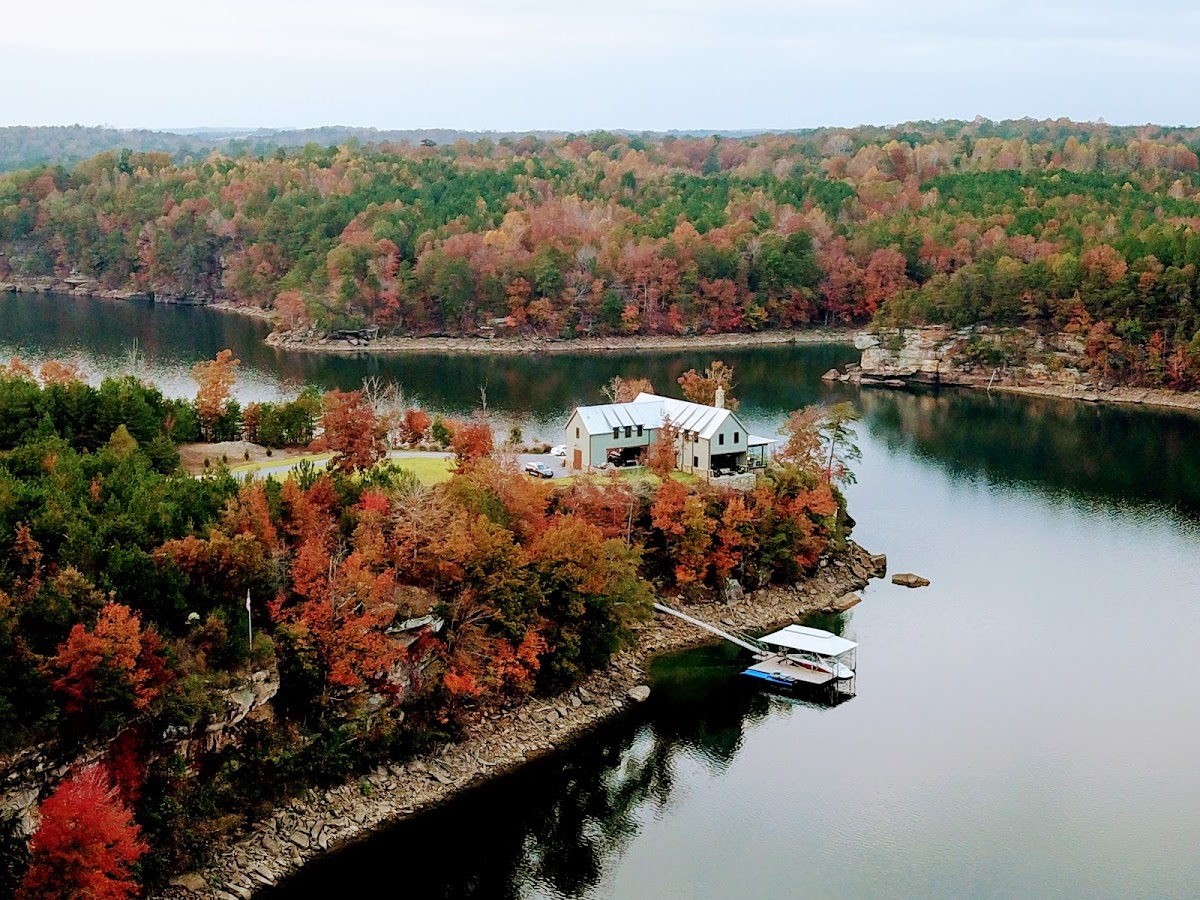 The Barn Smith Lake The Glass House Houses for Rent in Bremen