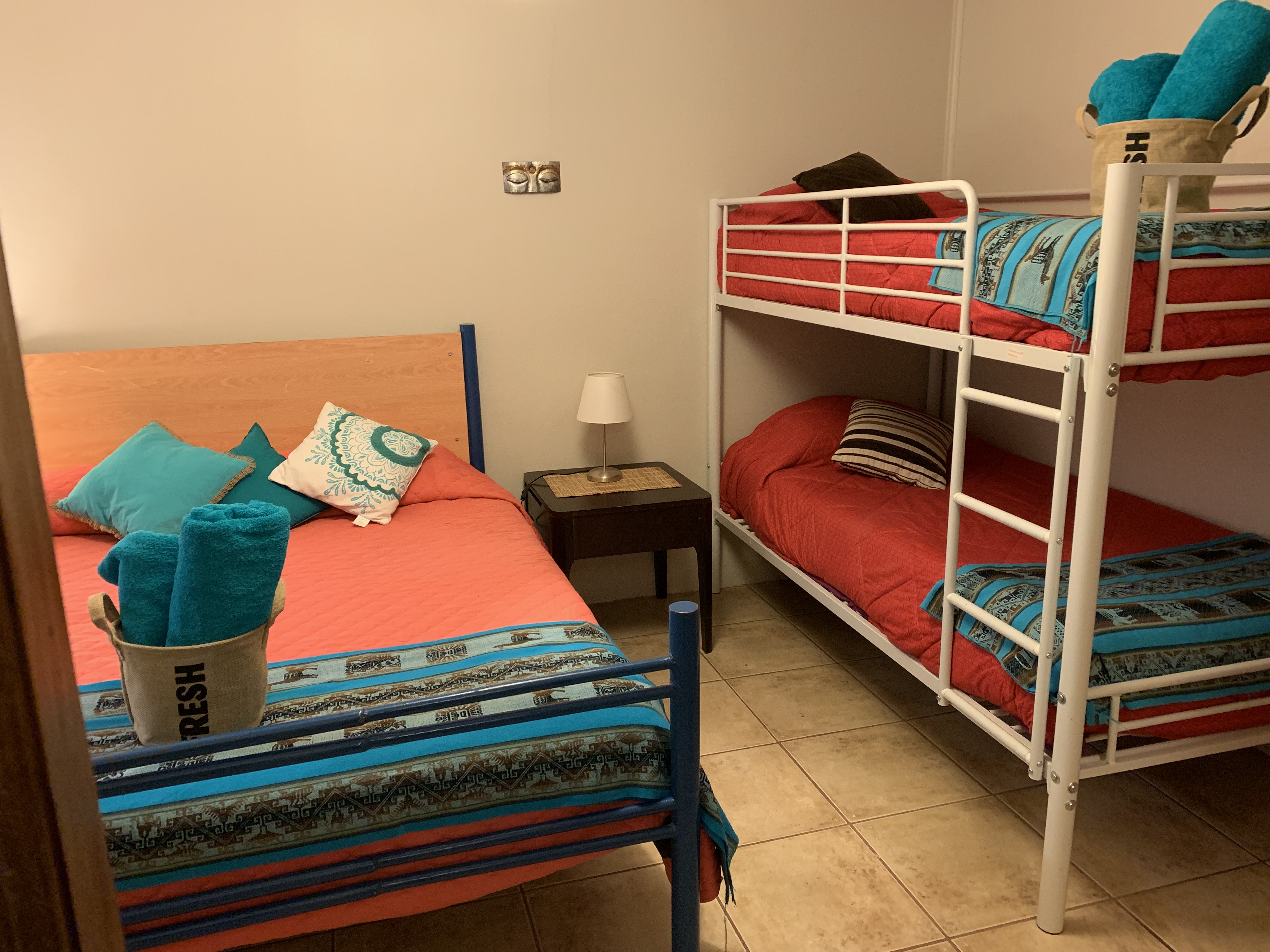 Cabin /Full House Anis del Desert