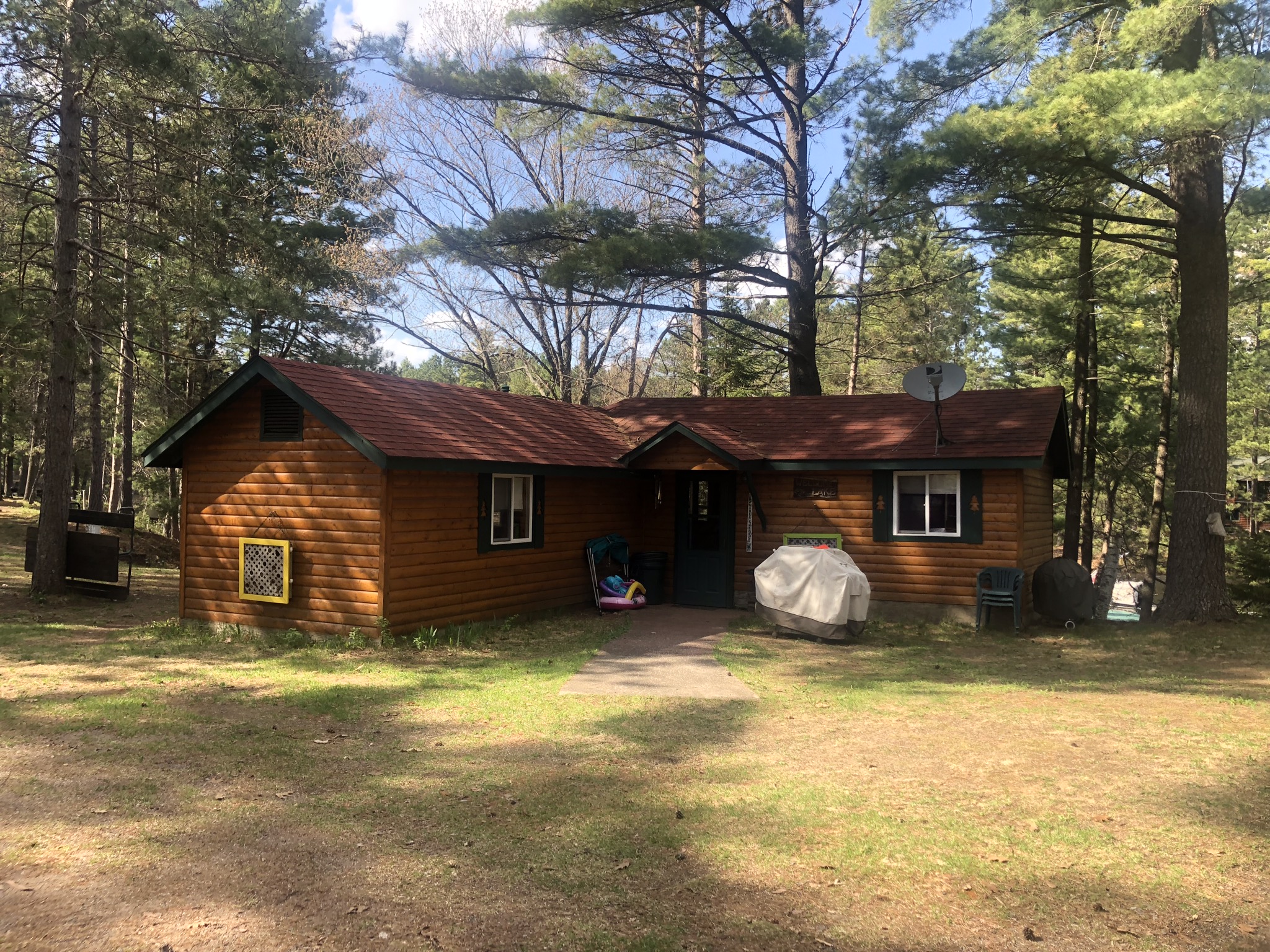 Private on the Water North woods Cabin Retreat Cabins for Rent in