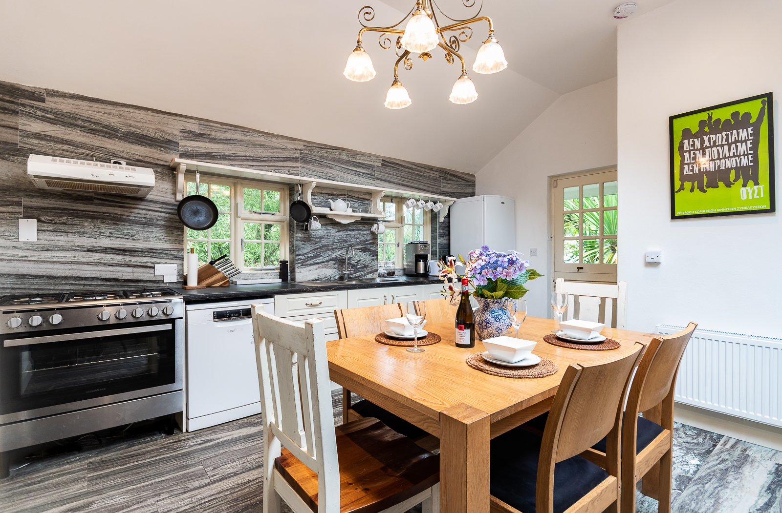 Caretakers Cottage at Glashnacree House & Gardens Cabins for Rent in