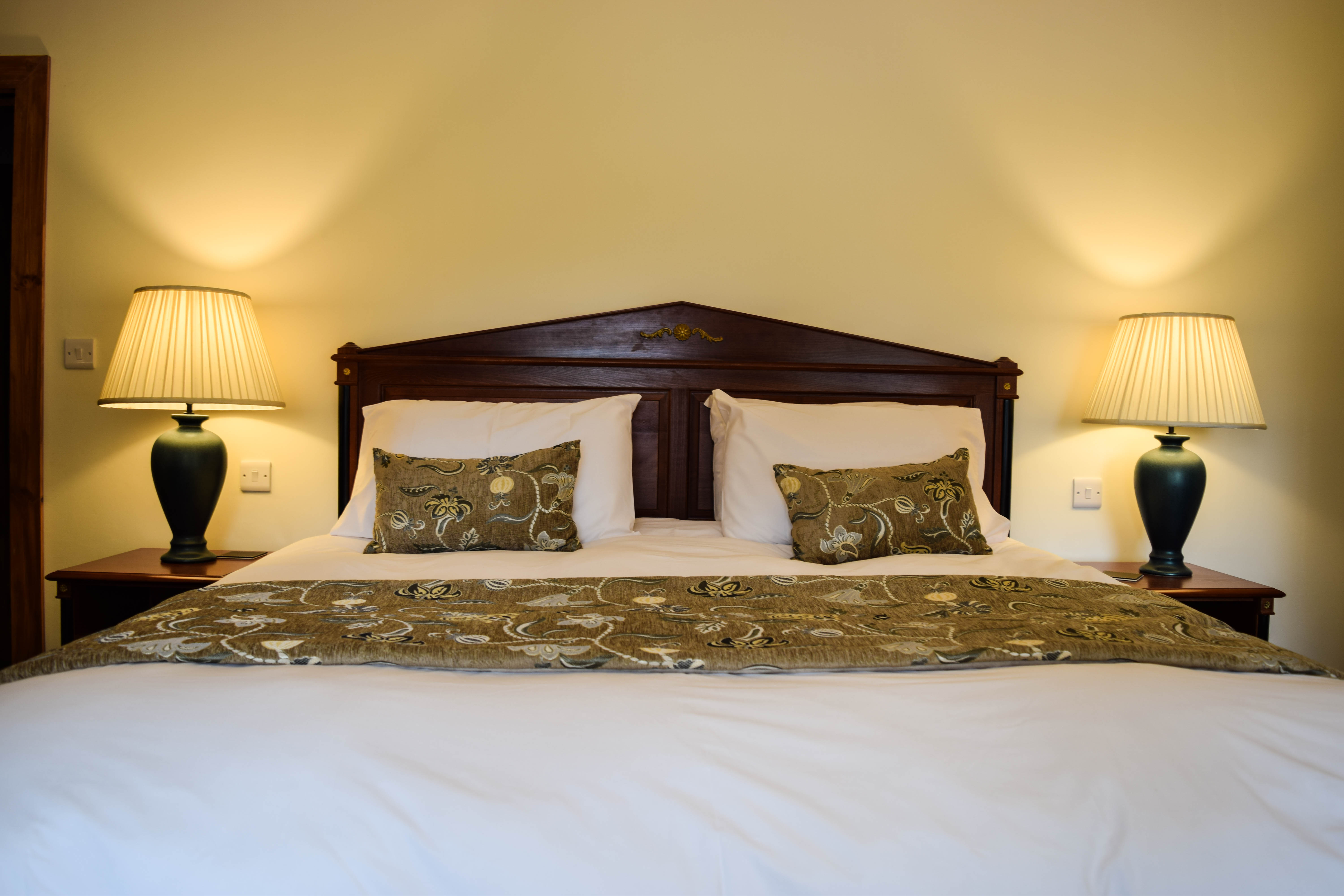 Stunning Cottage with Sea-View (136 A)