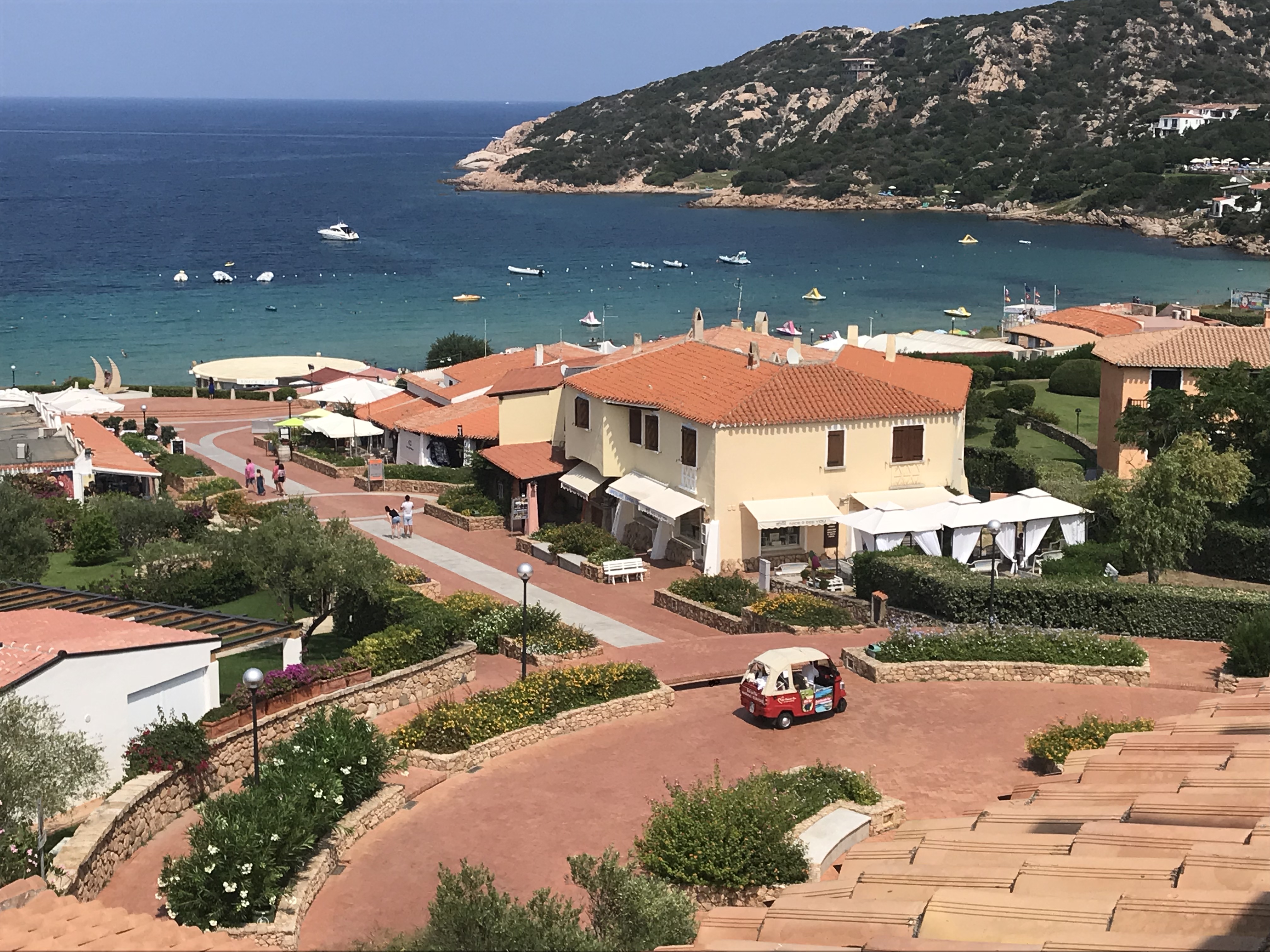 Villetta Oleandri in centro a BajaSardinia!