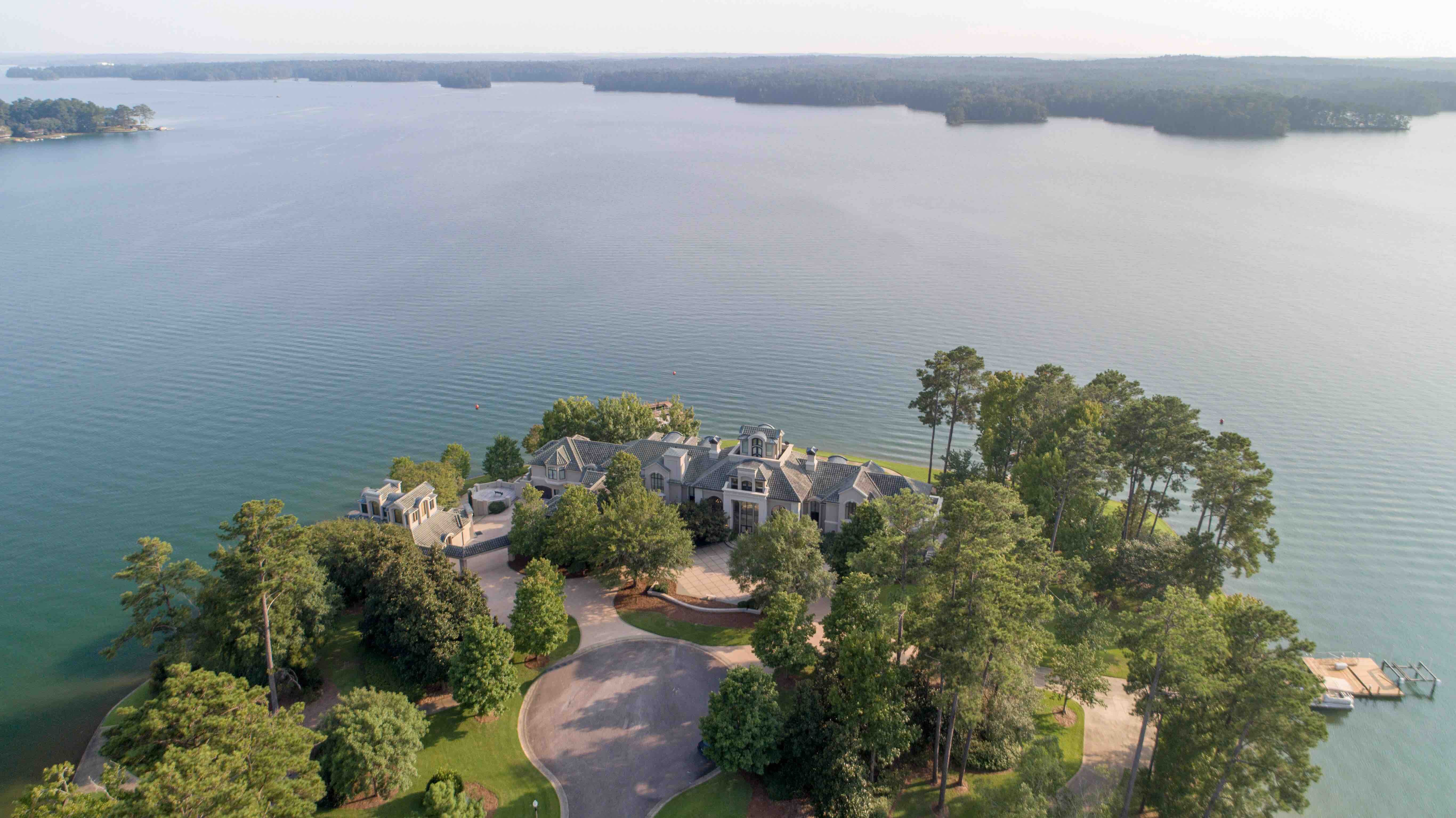 Dreaming of Lake Martin! Houses for Rent in Alexander City, Alabama