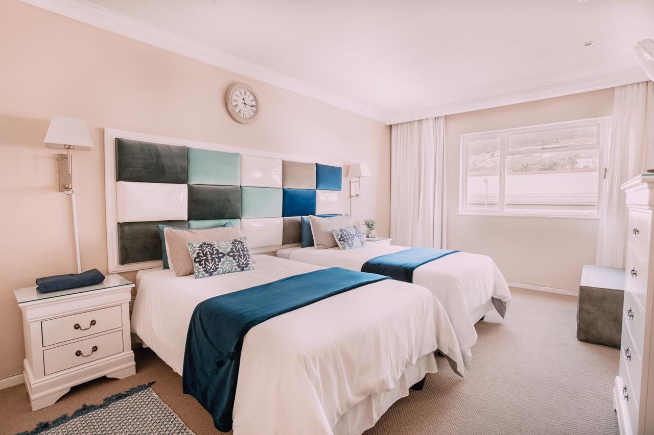 Spacious, sought-after apartment in Sea Point!