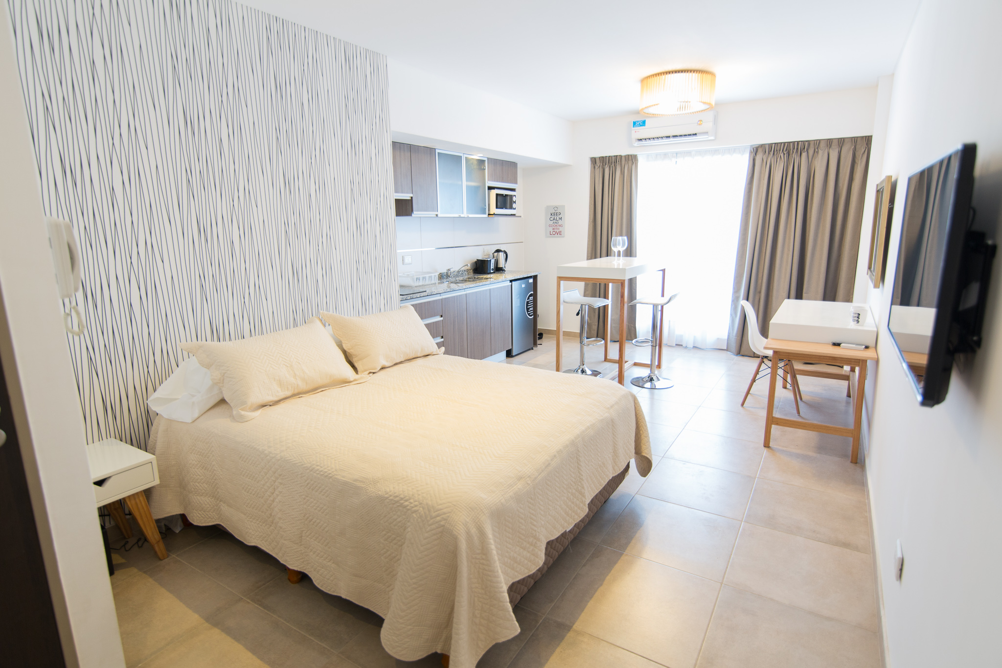 SOLER APARTMENTS V