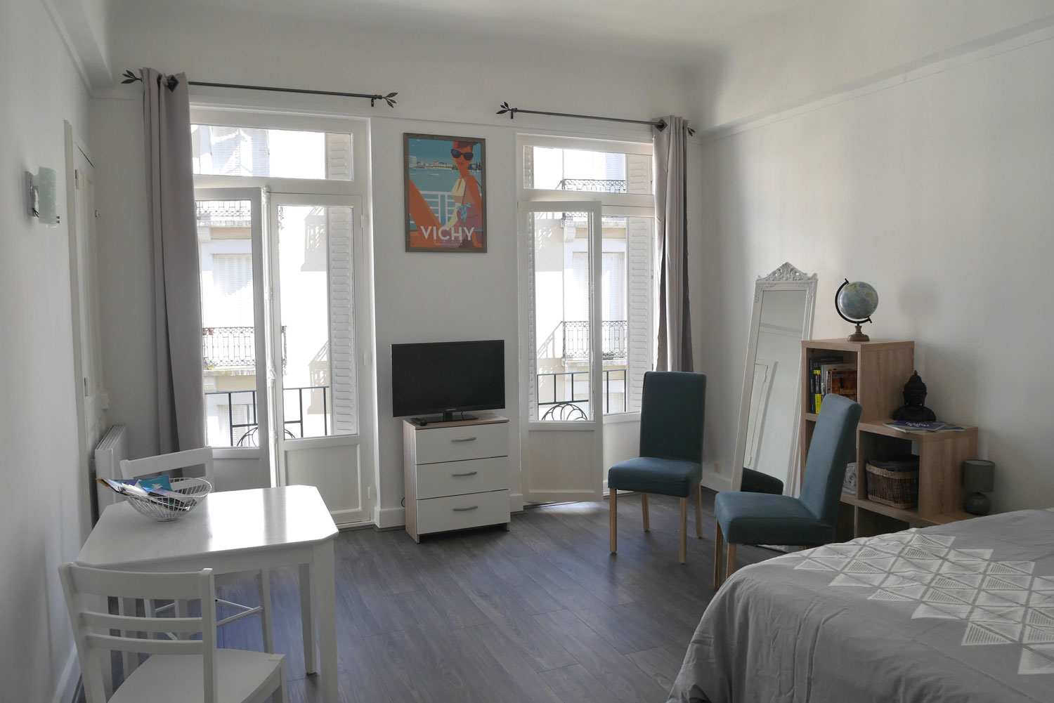 Charming studio in a Belle Epoque palace