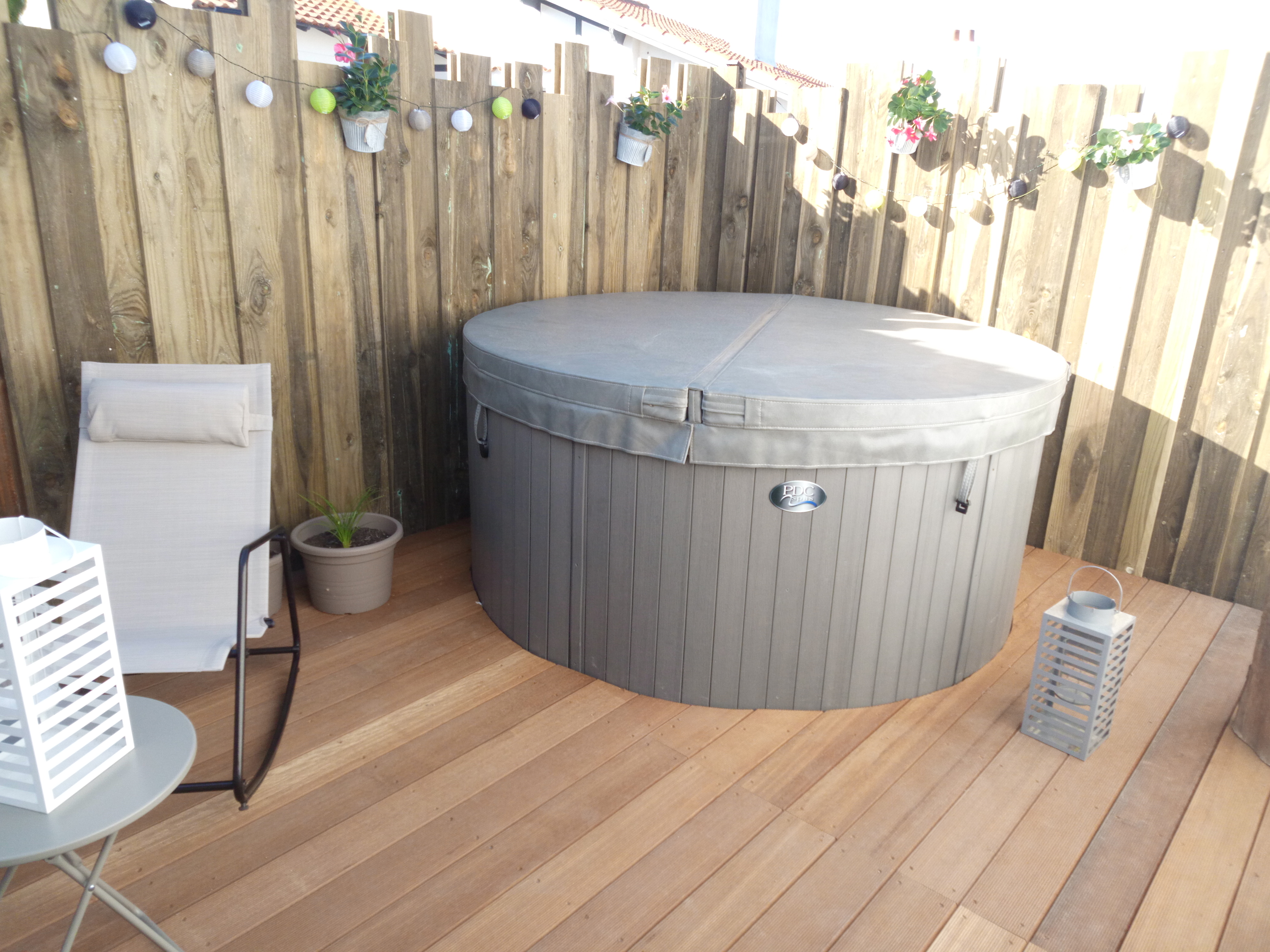 House 4 chb with private spa, 500 m large beach