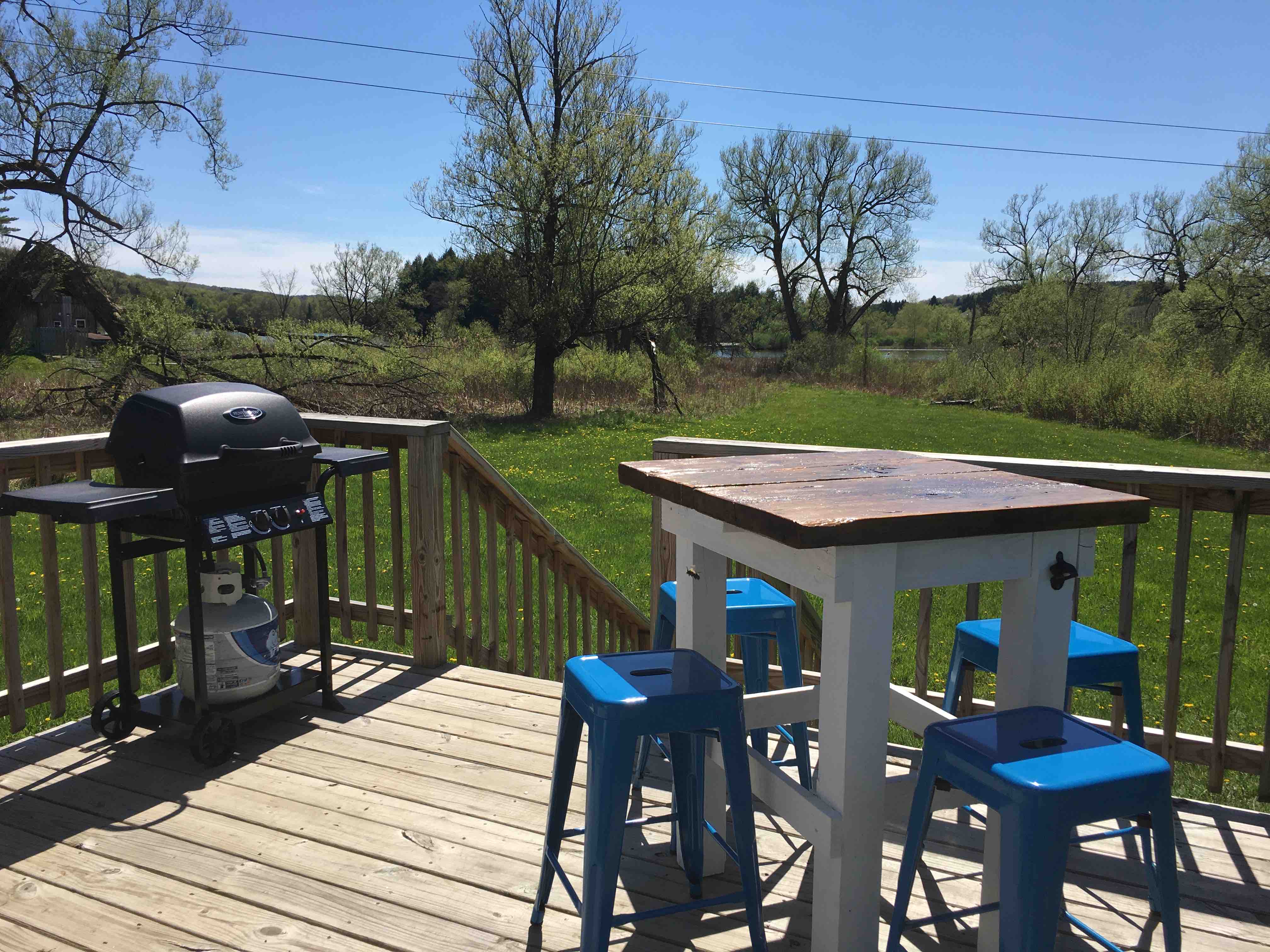 Cozy Cottage Retreat on Lake Moraine, Hamilton, NY Cottages for Rent in Hamilton, New York