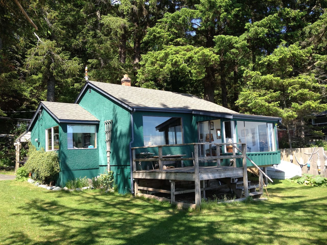 Beach front house with guest cabin!