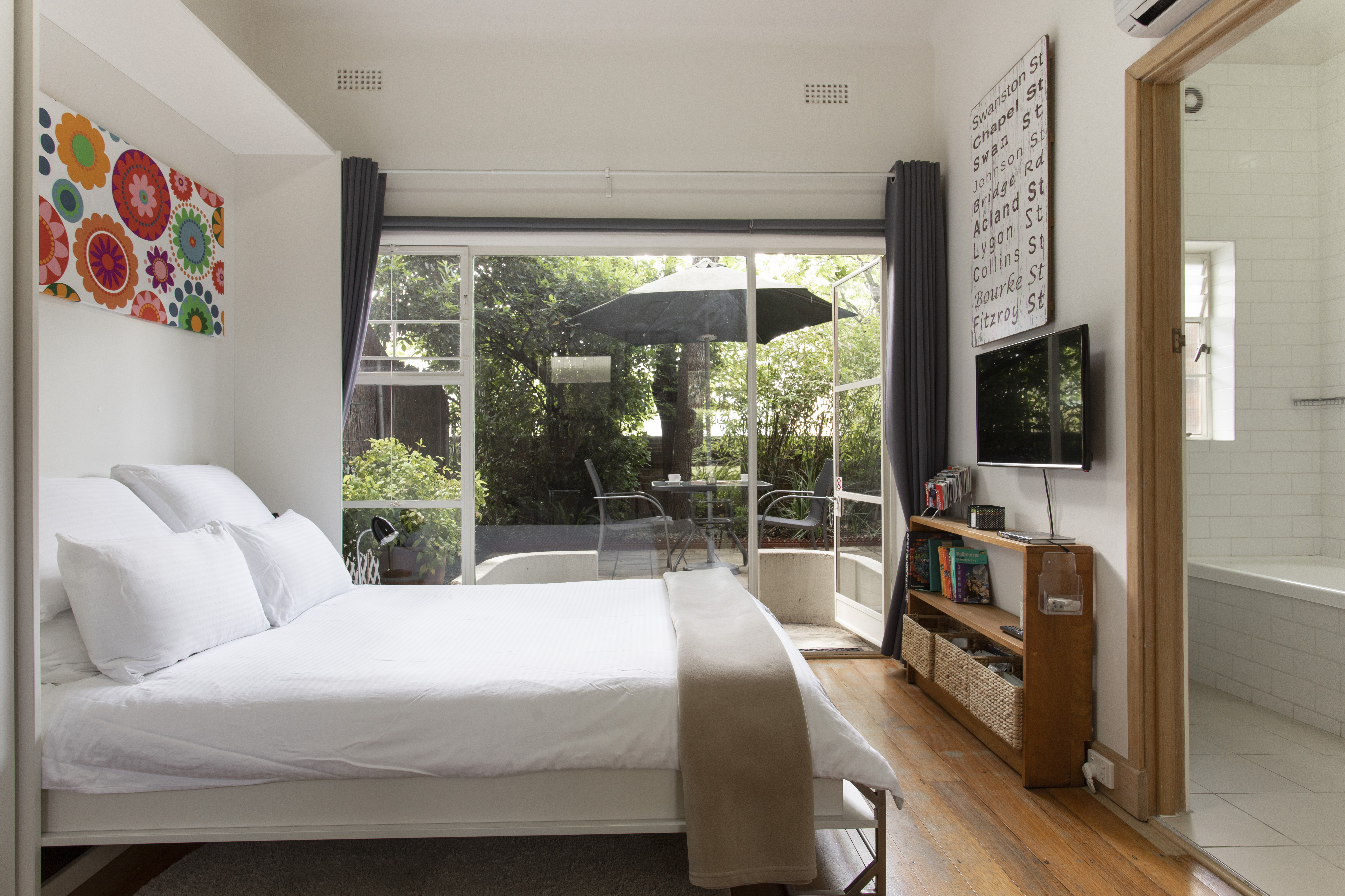 Fantastic Fitzroy Garden Apartment