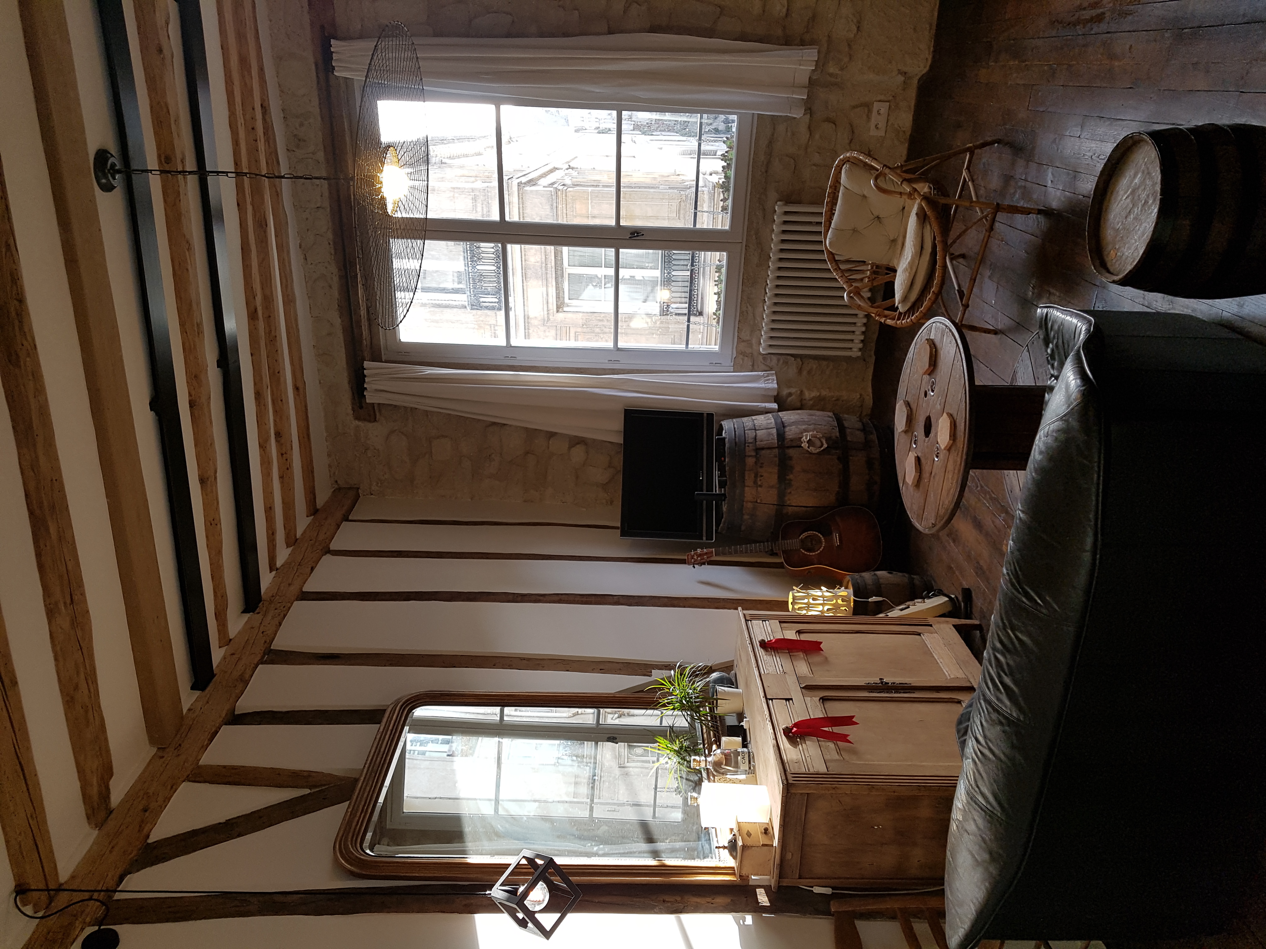 Cute & charming bedroom in St Germain des Prés
