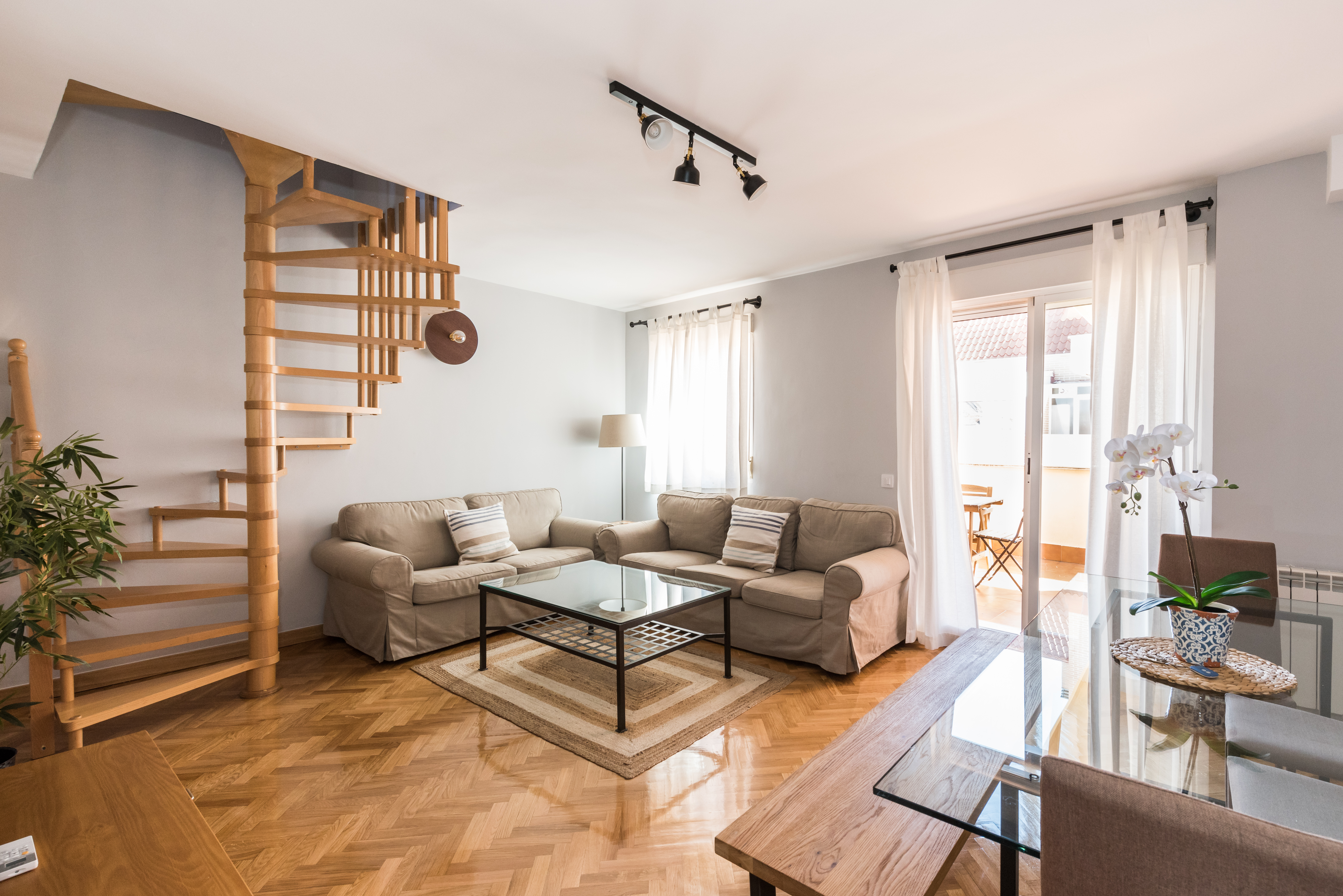 Vivodomo | Free Parking duplex, huge sunny terrace