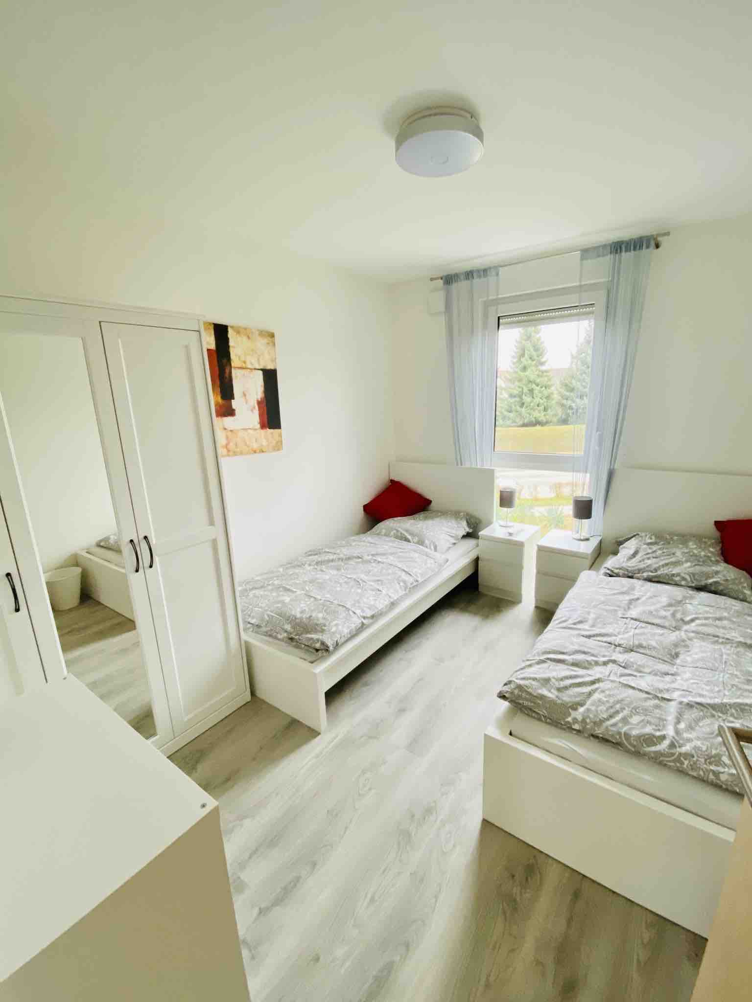 Gemutliche Doppelzimmer Im 5 Seen Land Gilching Townhouses For Rent In Gilching By Germany Gemutliche Doppelzimmer Im 5 Seen Land Gilching Townhouses For Rent In Gilching By Germany