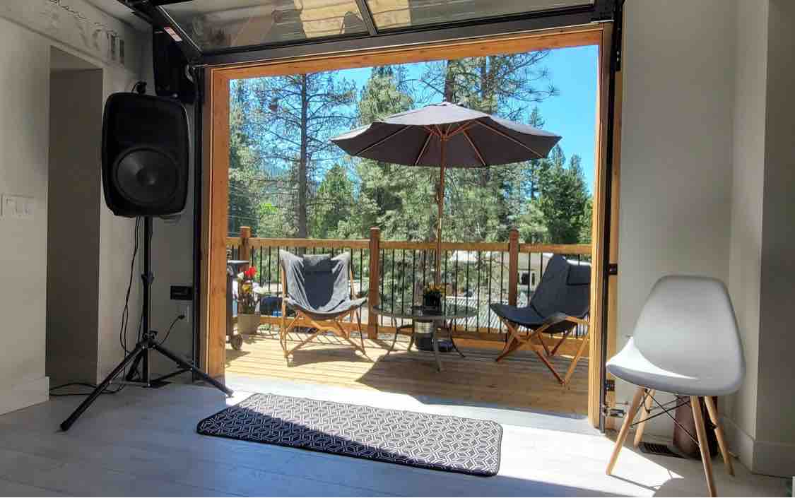 Romantic couples getaway in the Country