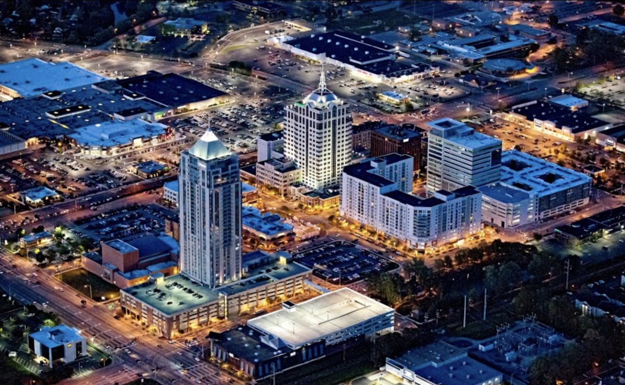 The VA Beach town center experience Apartments for Rent in Virginia