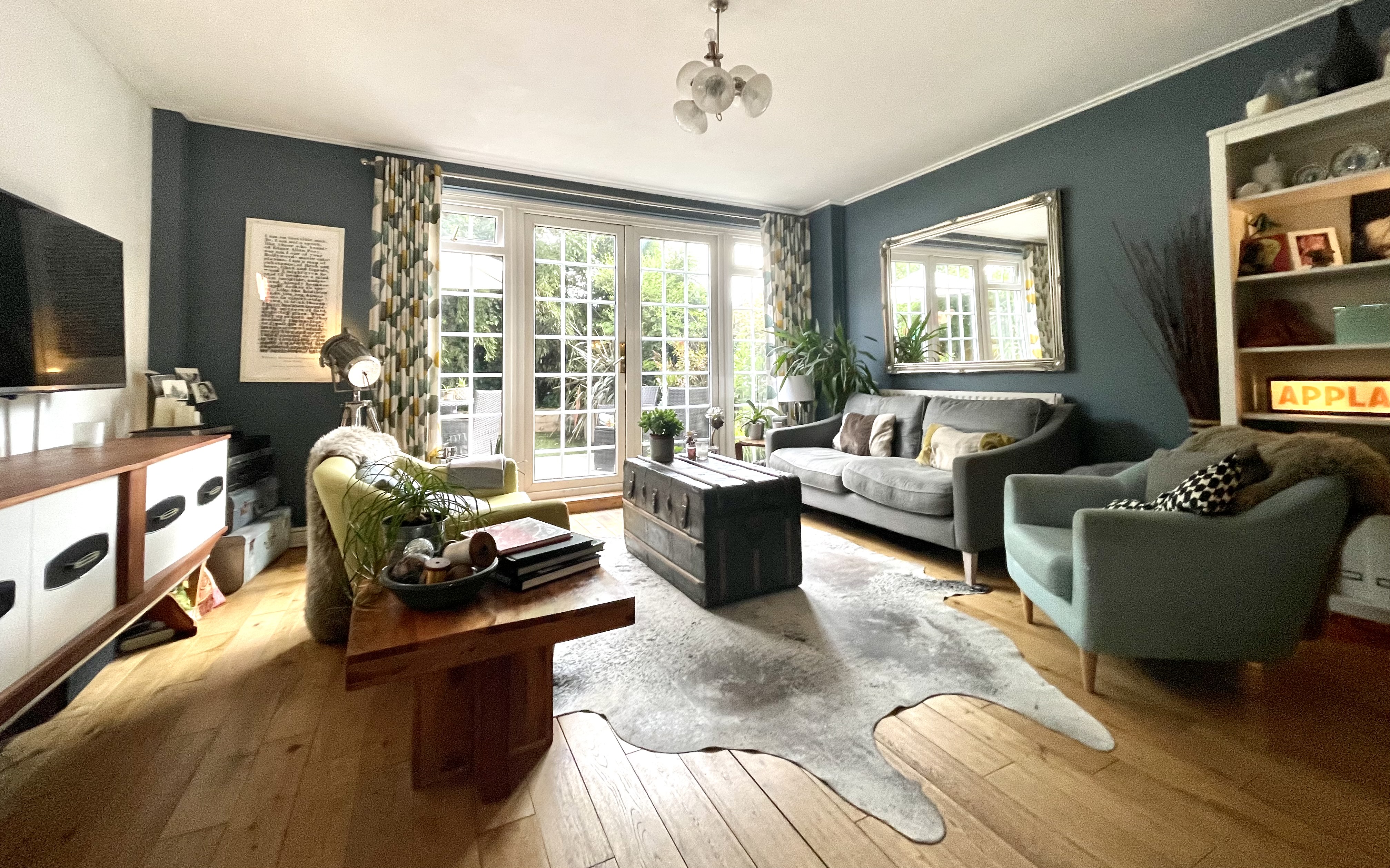 Large double bedroom in Shoreditch w/garden in Hackney, London