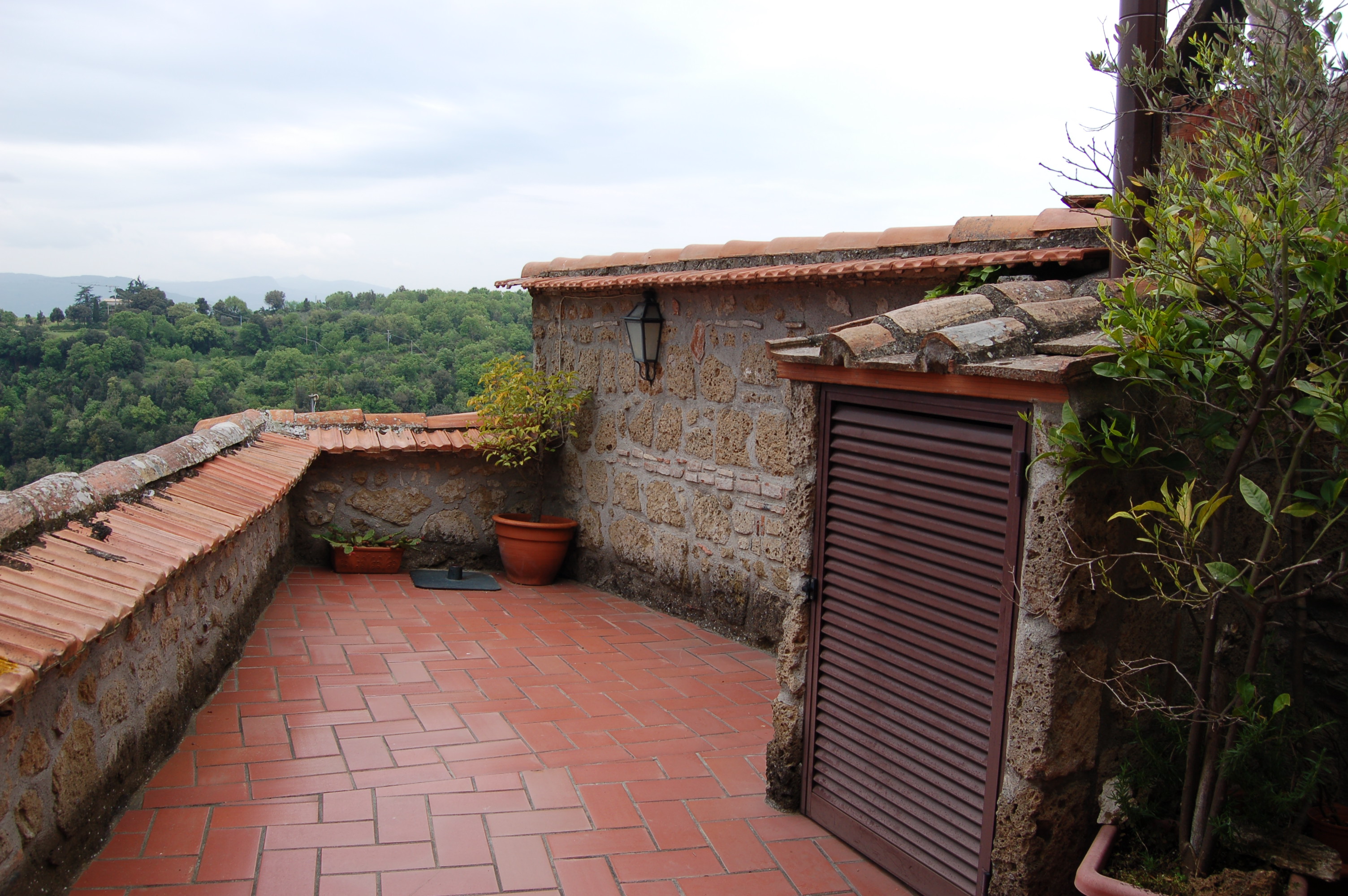 House in the heart of Tufo City