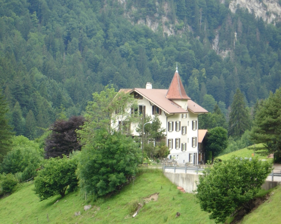 Haus Schönegg B&B near Interlaken Bed and breakfasts for Rent in